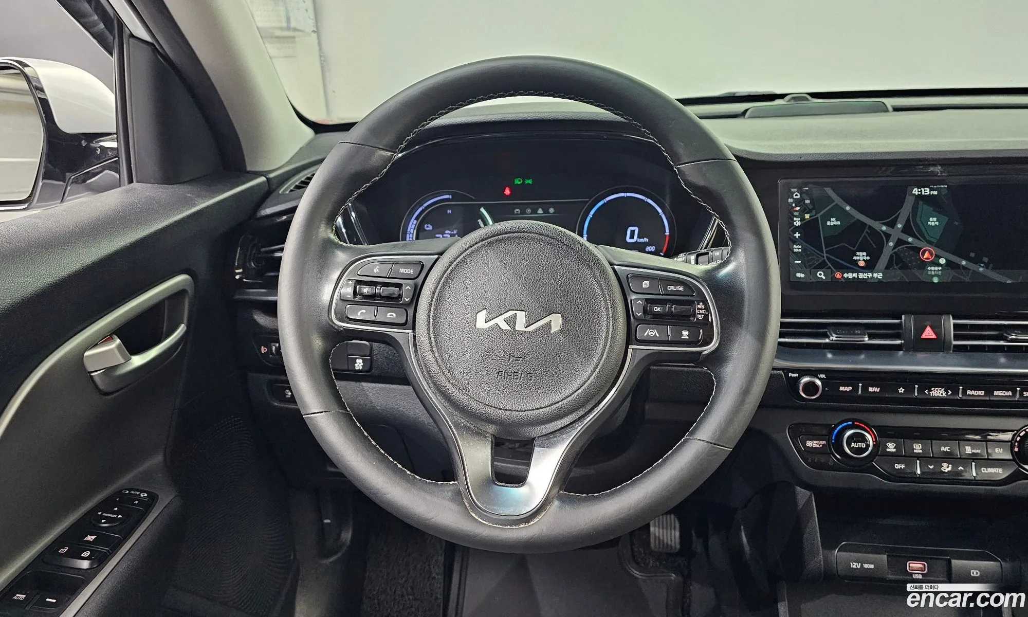 Kia Niro Plus 2022 — 19