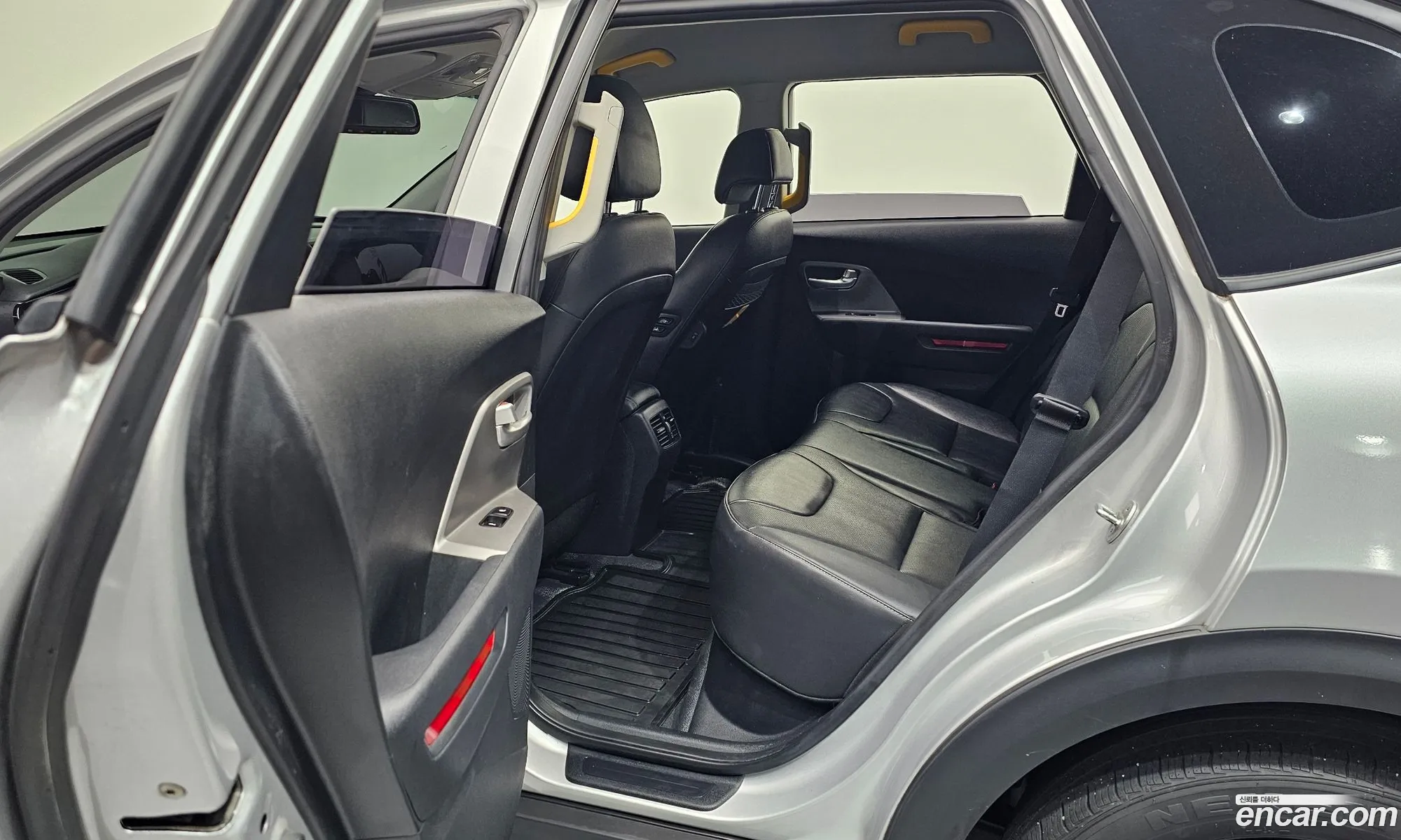 Kia Niro Plus 2022 — 12