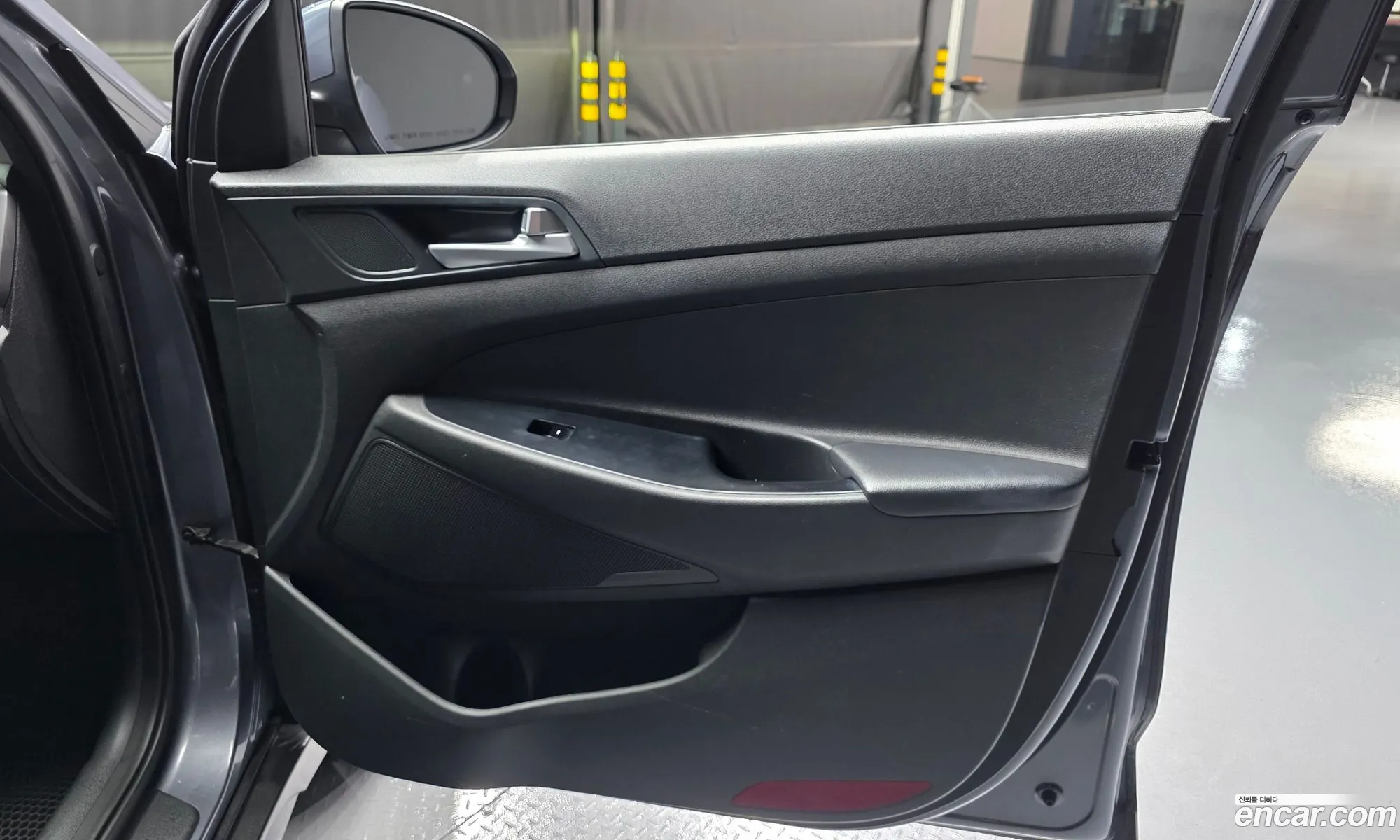 Hyundai Tucson 2016 KMHJ3812GHU324128 — 19