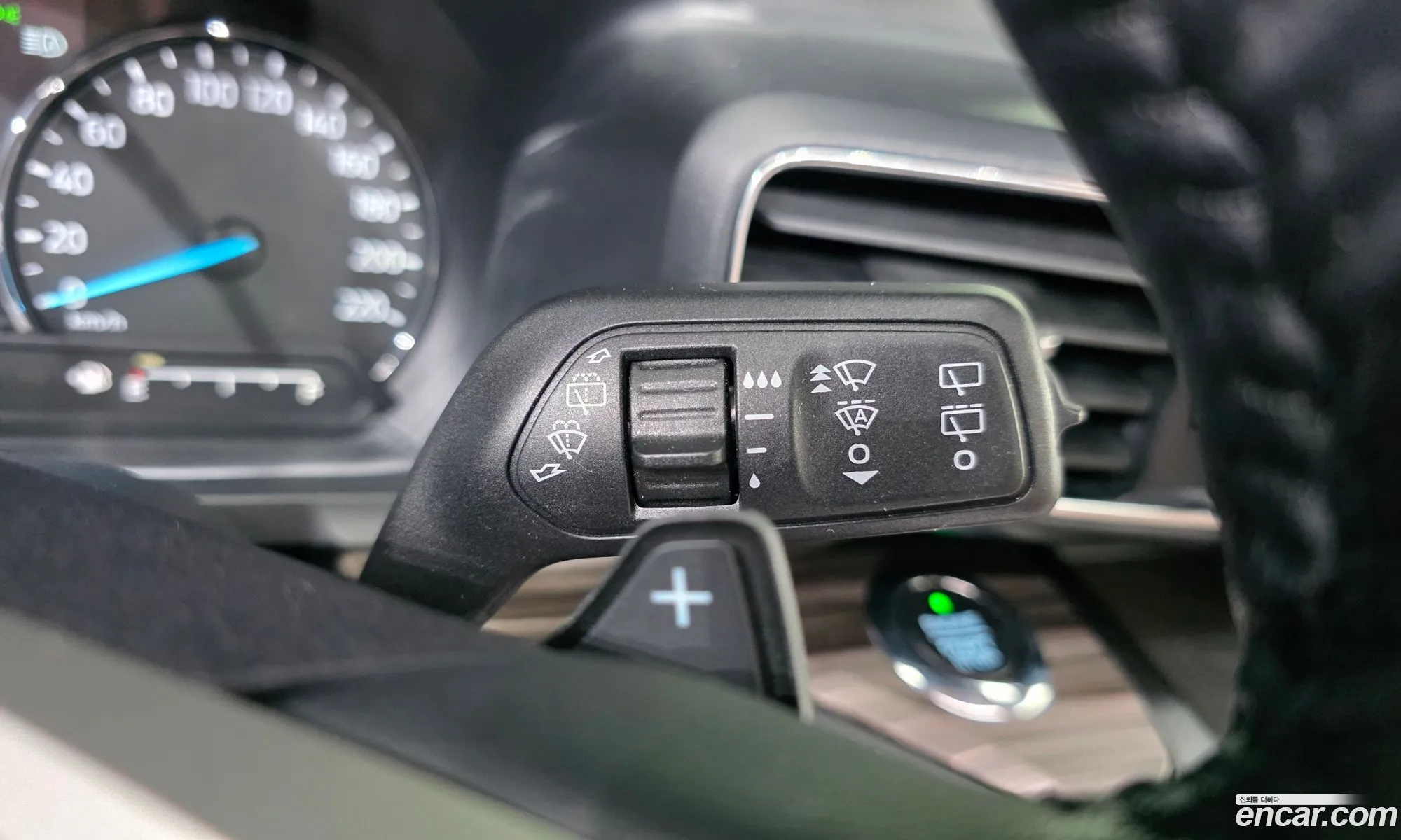 Ford Explorer 6th Gen 2020 1FMSK8FH8LGC71247 — 18