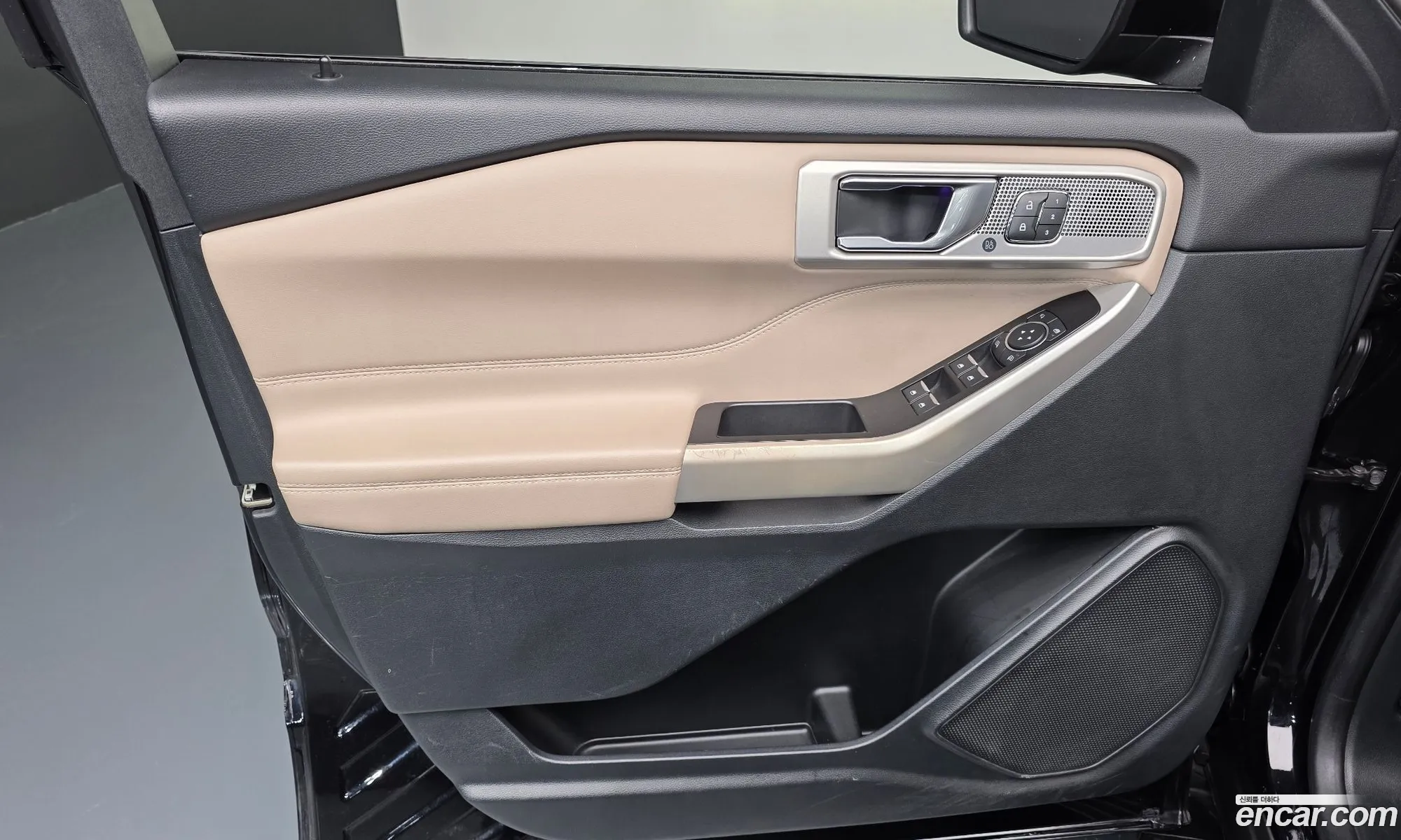 Ford Explorer 6th Gen 2020 1FMSK8FH8LGC71247 — 3