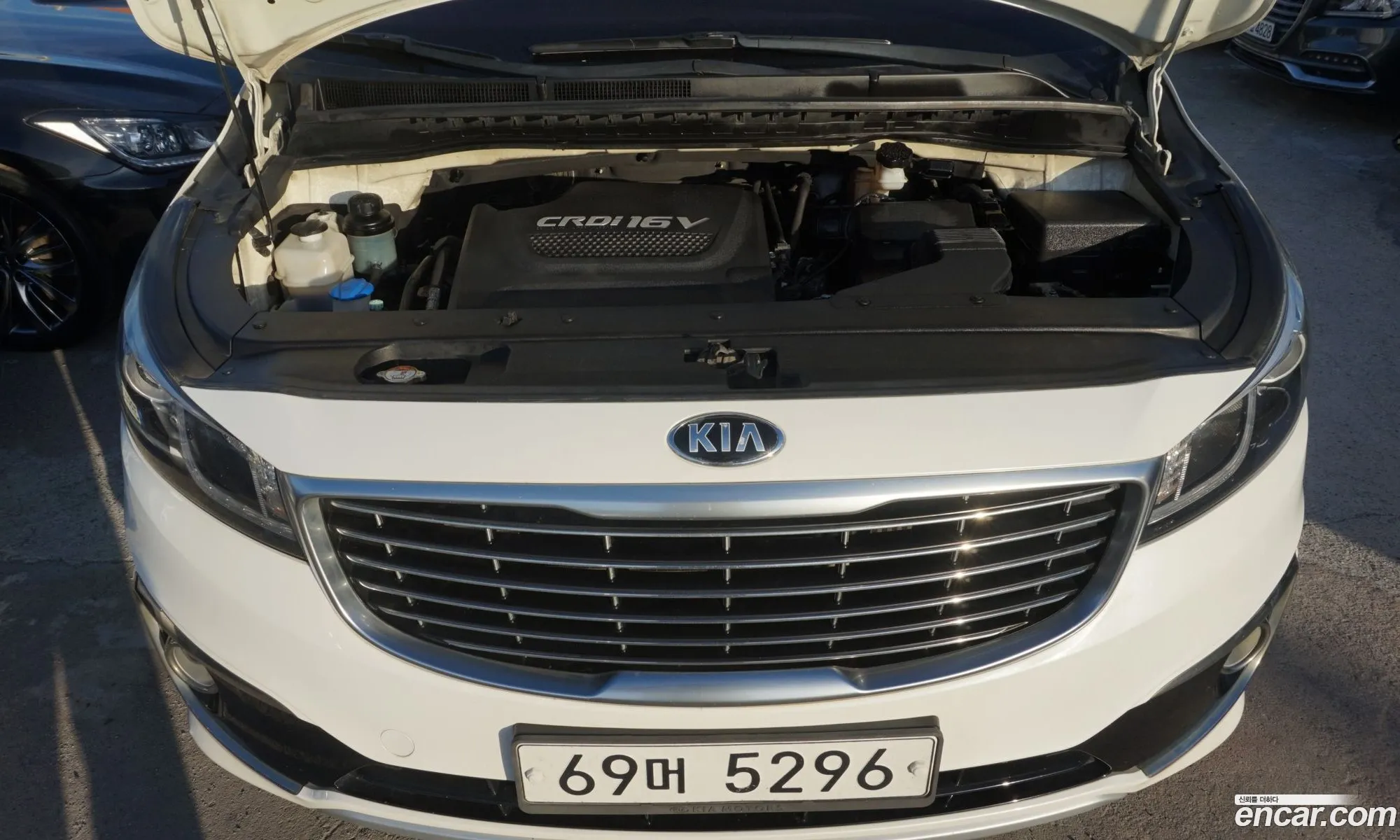Kia Carnival 2014 — 16