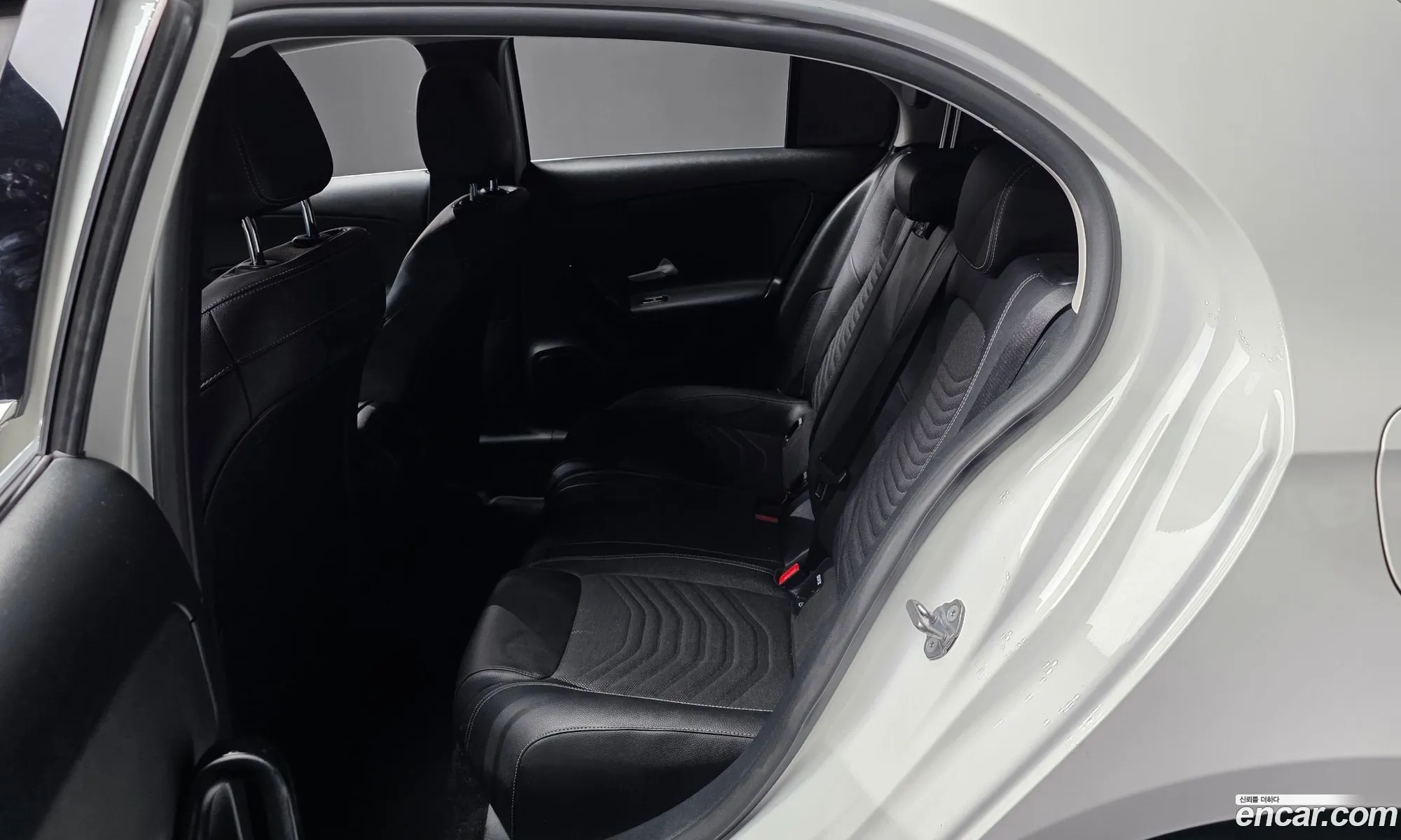 Mercedes-Benz A-Class W177 2019 — 18