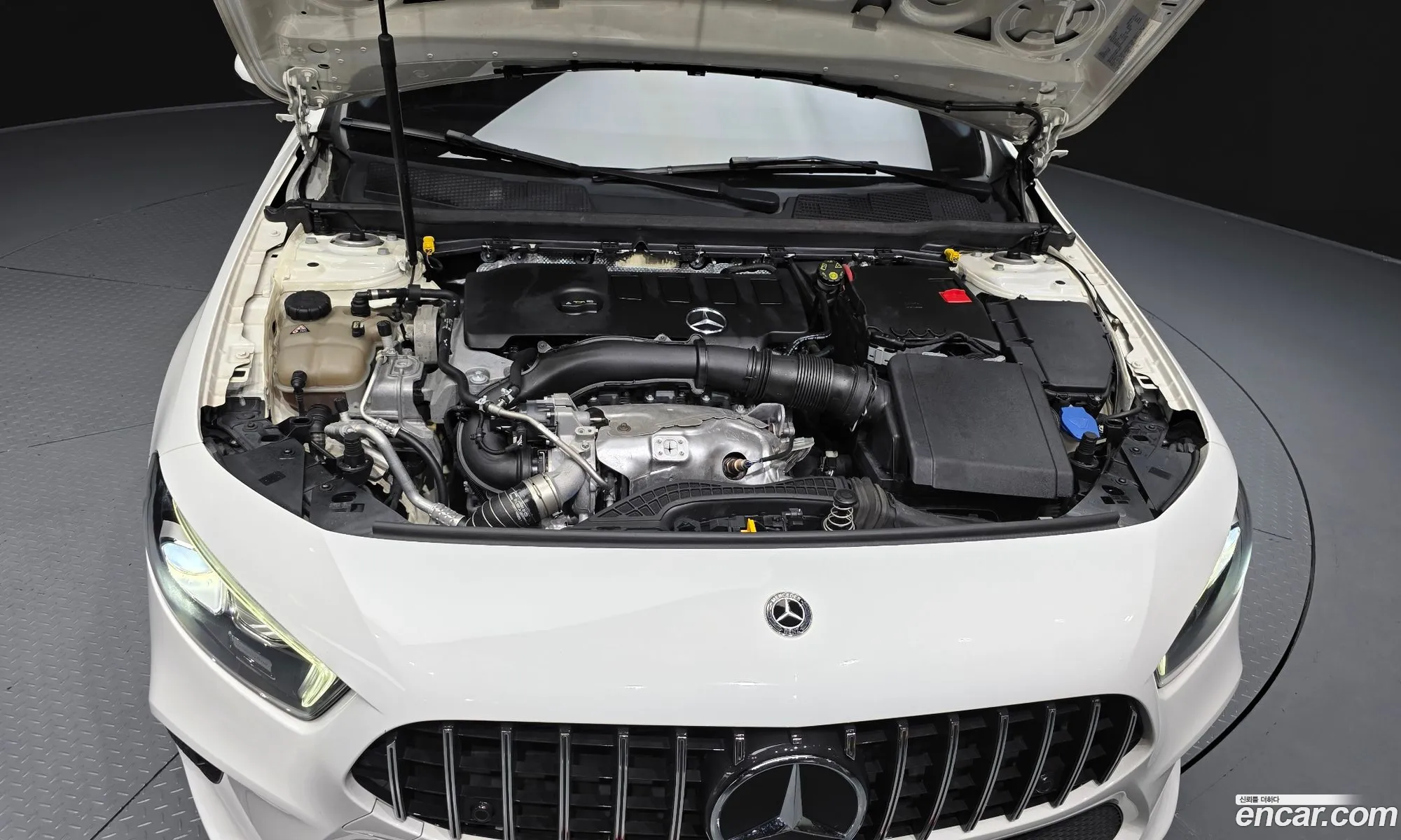 Mercedes-Benz A-Class W177 2019 — 15