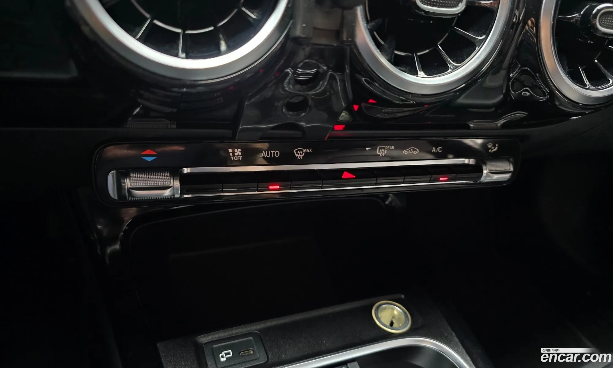 Mercedes-Benz A-Class W177 2019 — 16