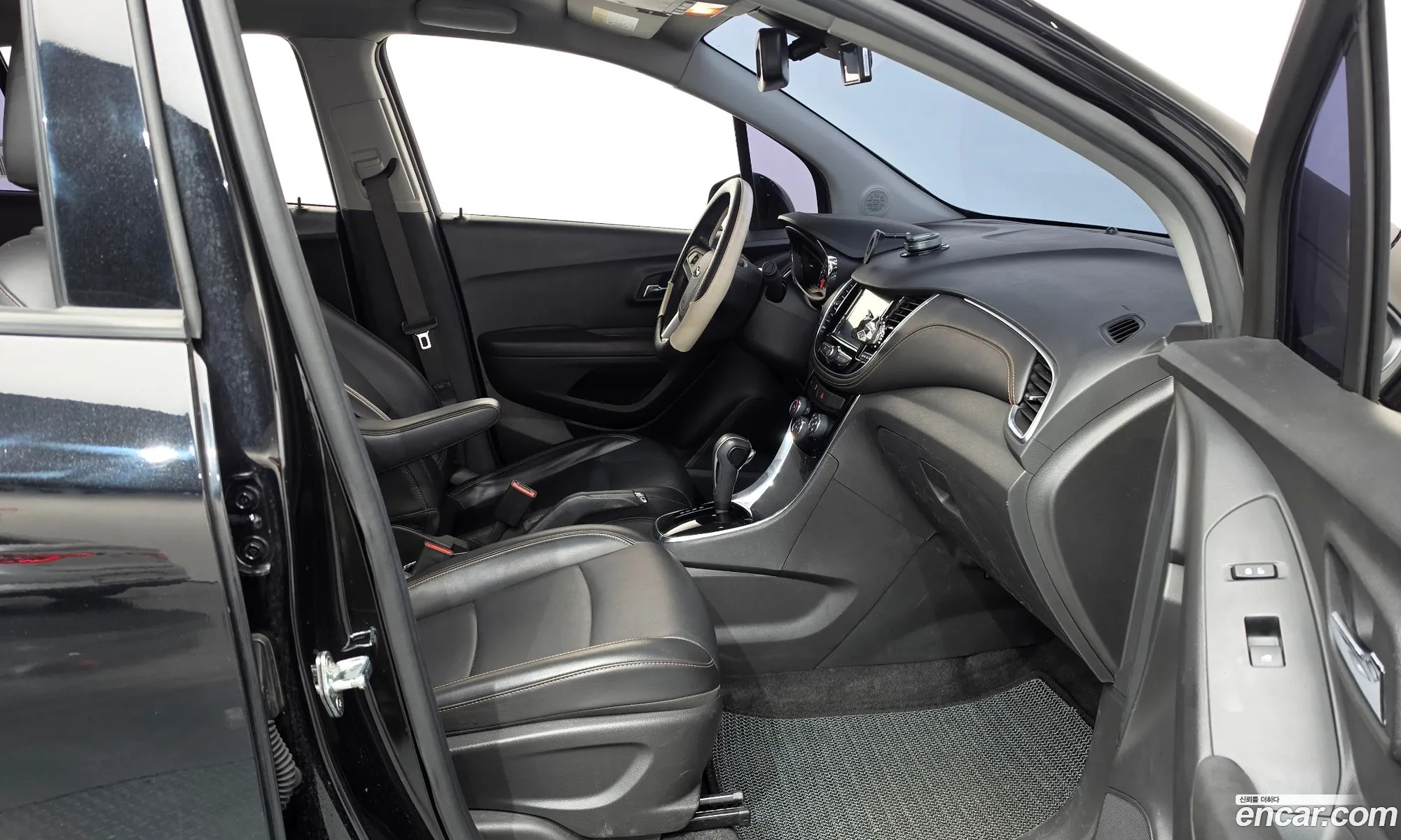 Chevrolet (GM Daewoo) Trax 2019 KLABA76BDKB861157 — 10