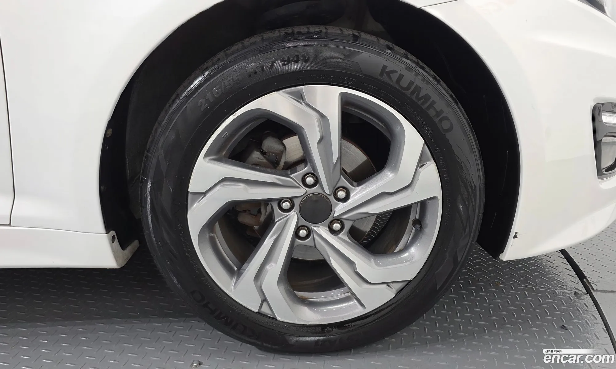 Kia K5 2011 KNAGN418BCA183998 — 21