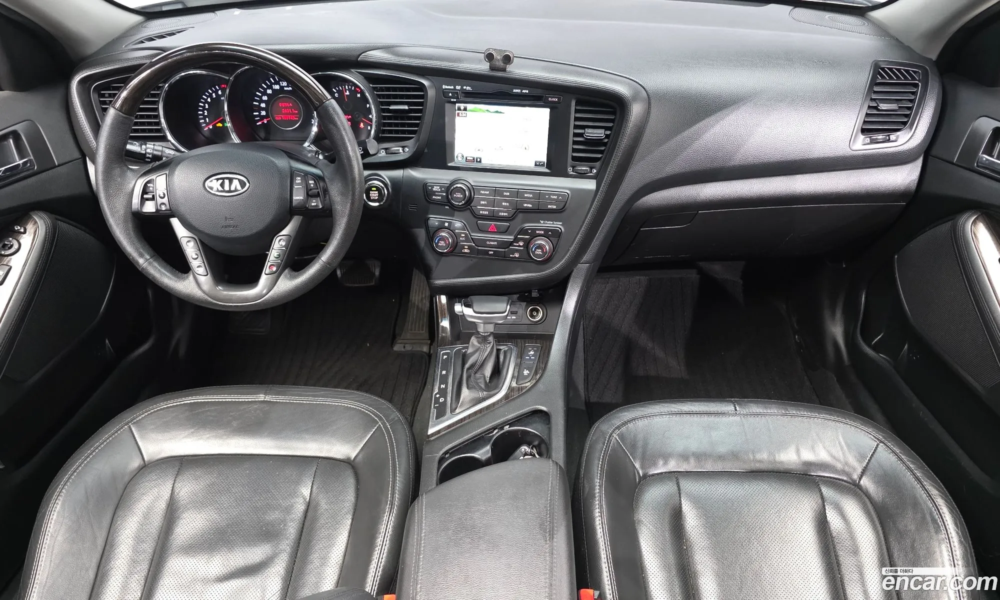 Kia K5 2011 KNAGN418BCA183998 — 25