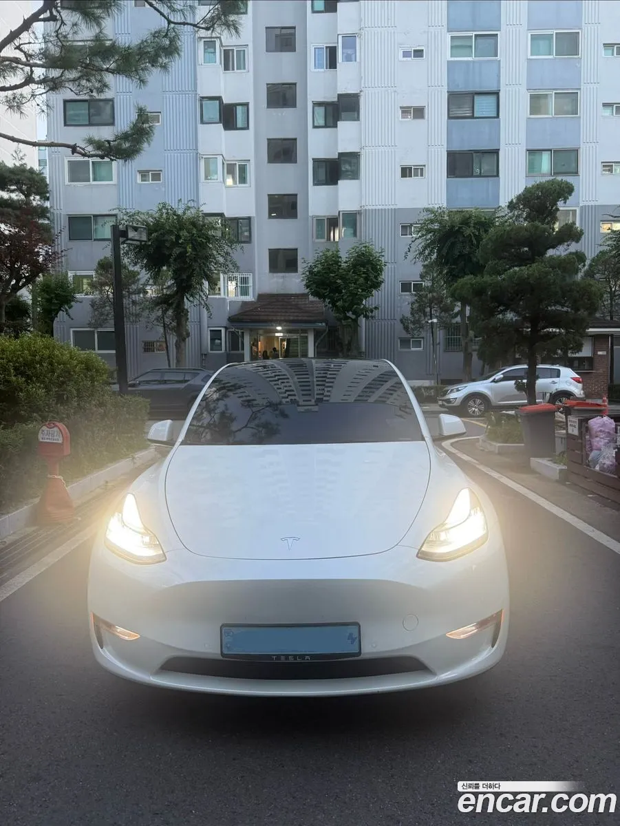 Tesla Model Y 2022 — 5