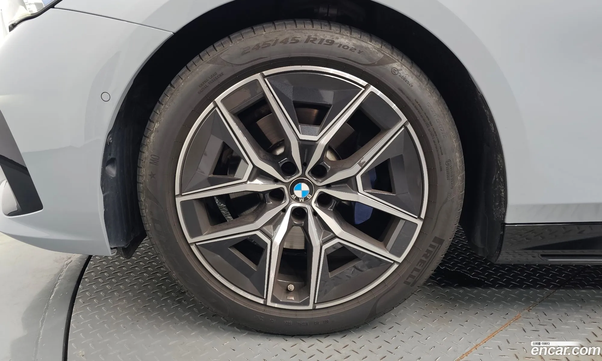 BMW 5 Series 2024 WBA21FJ08RCS62476 — 9
