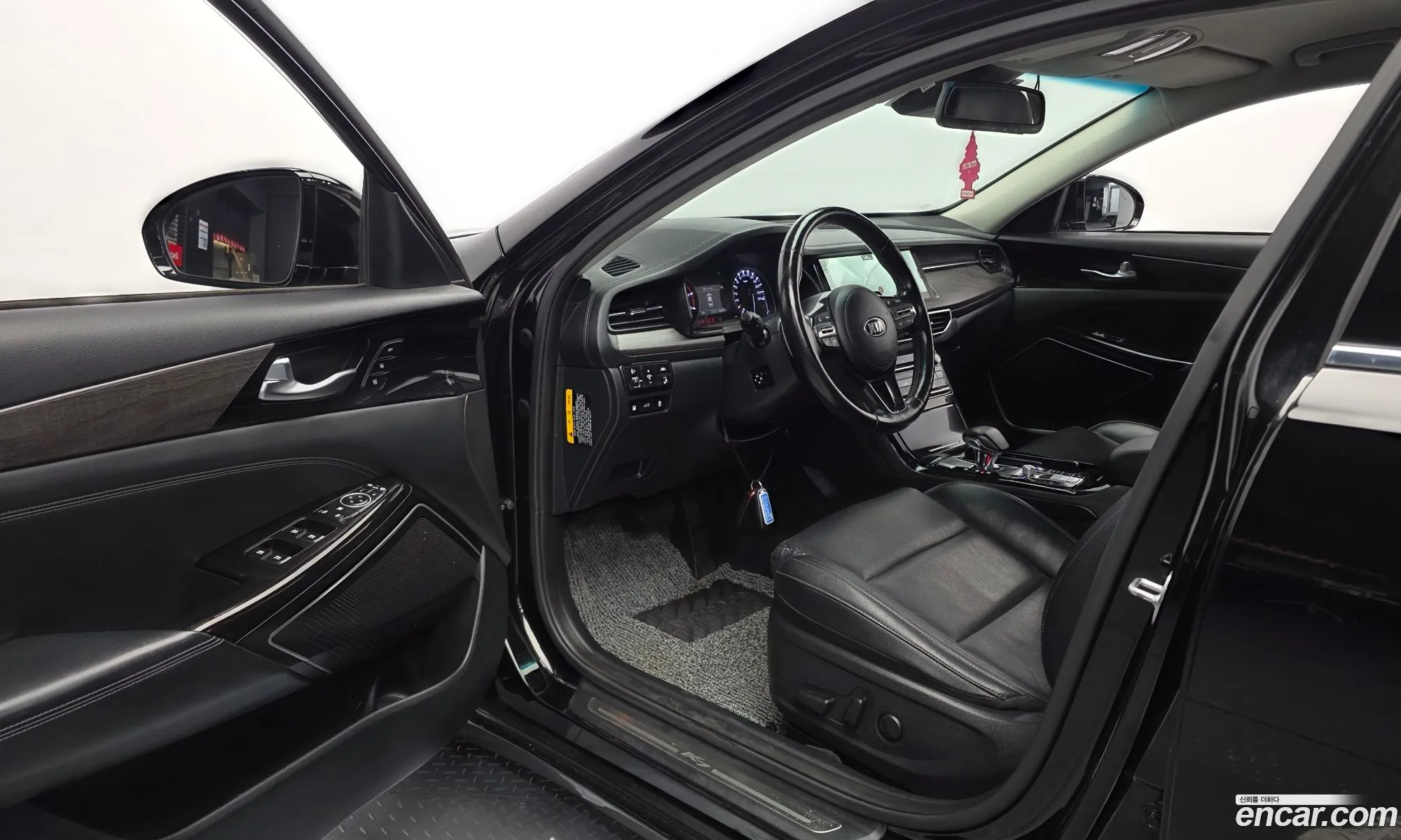 Kia K7 Premier 2020 KNALC41BBLA208252 — 18