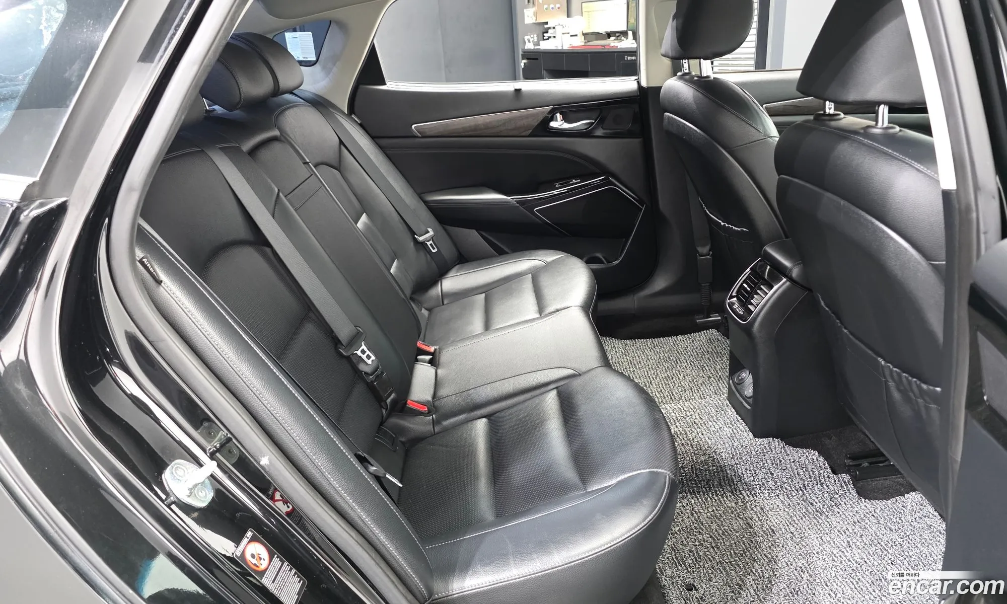 Kia K7 Premier 2020 KNALC41BBLA208252 — 14
