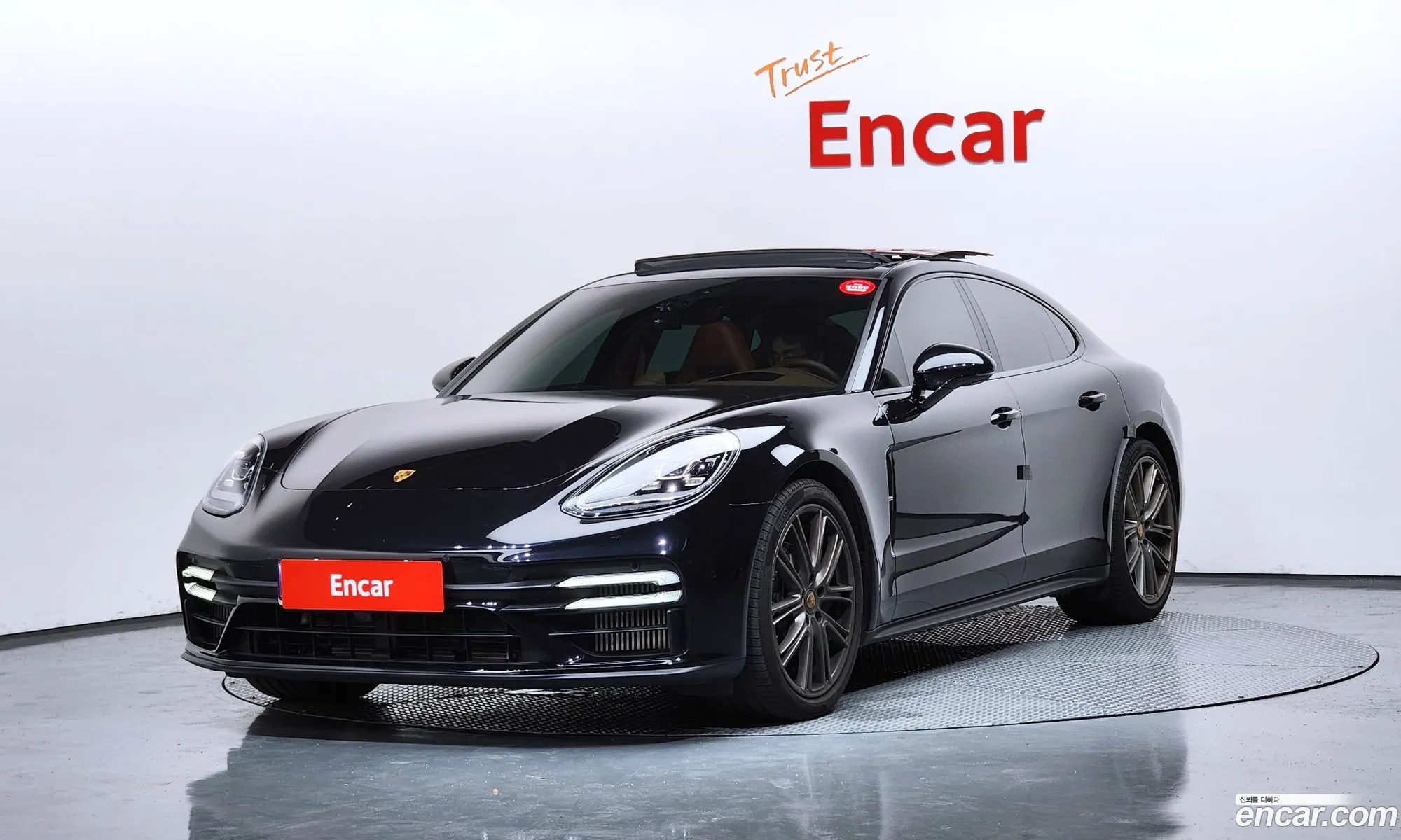 Porsche Panamera 2023 — 31