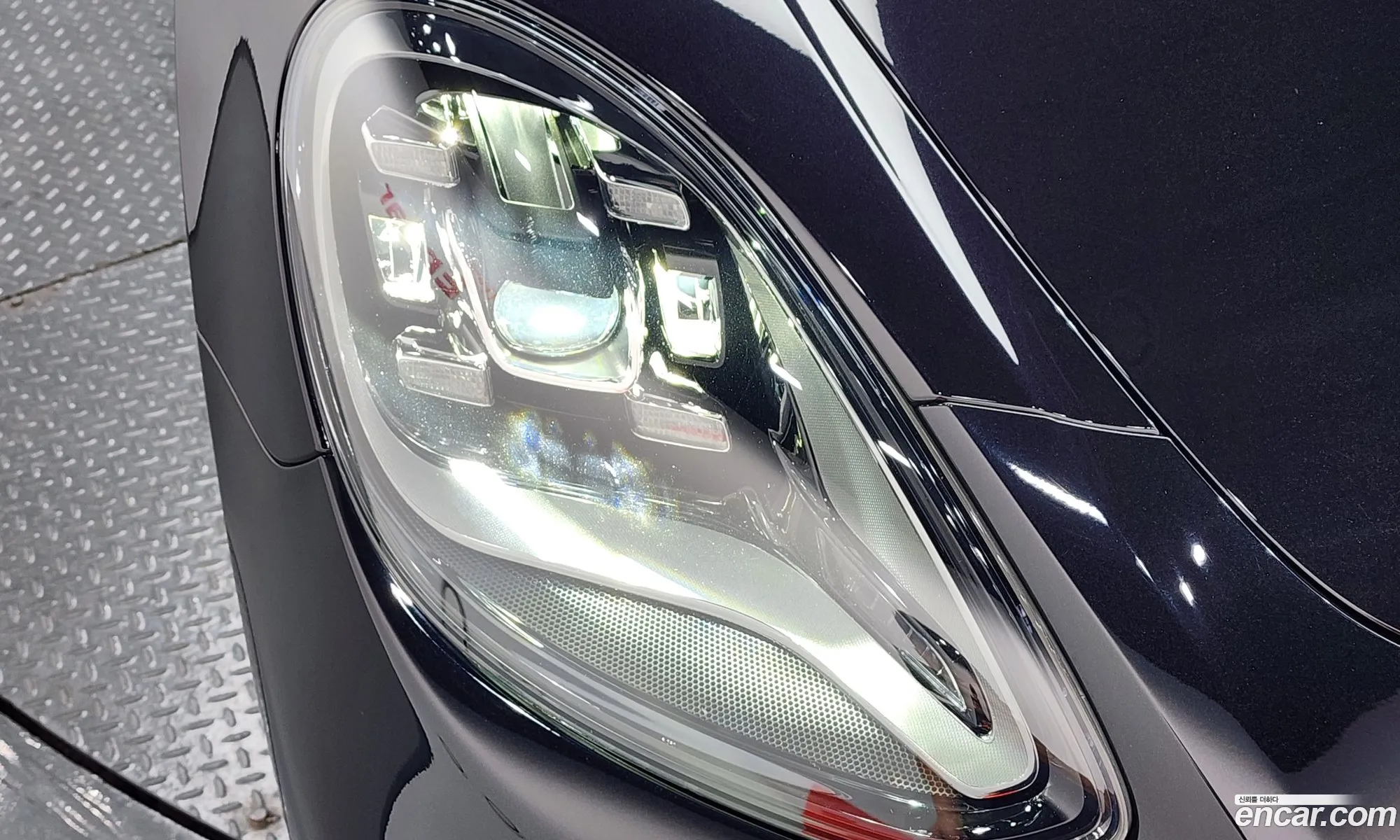 Porsche Panamera 2023 — 2