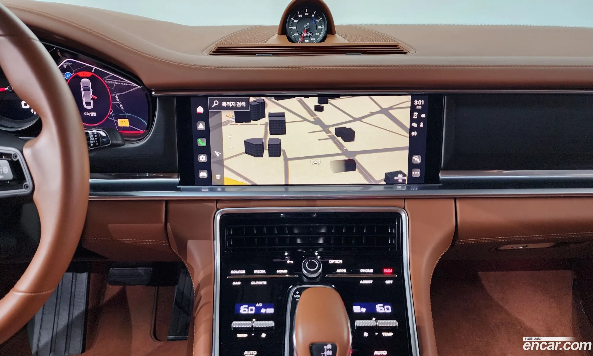 Porsche Panamera 2023 — 19