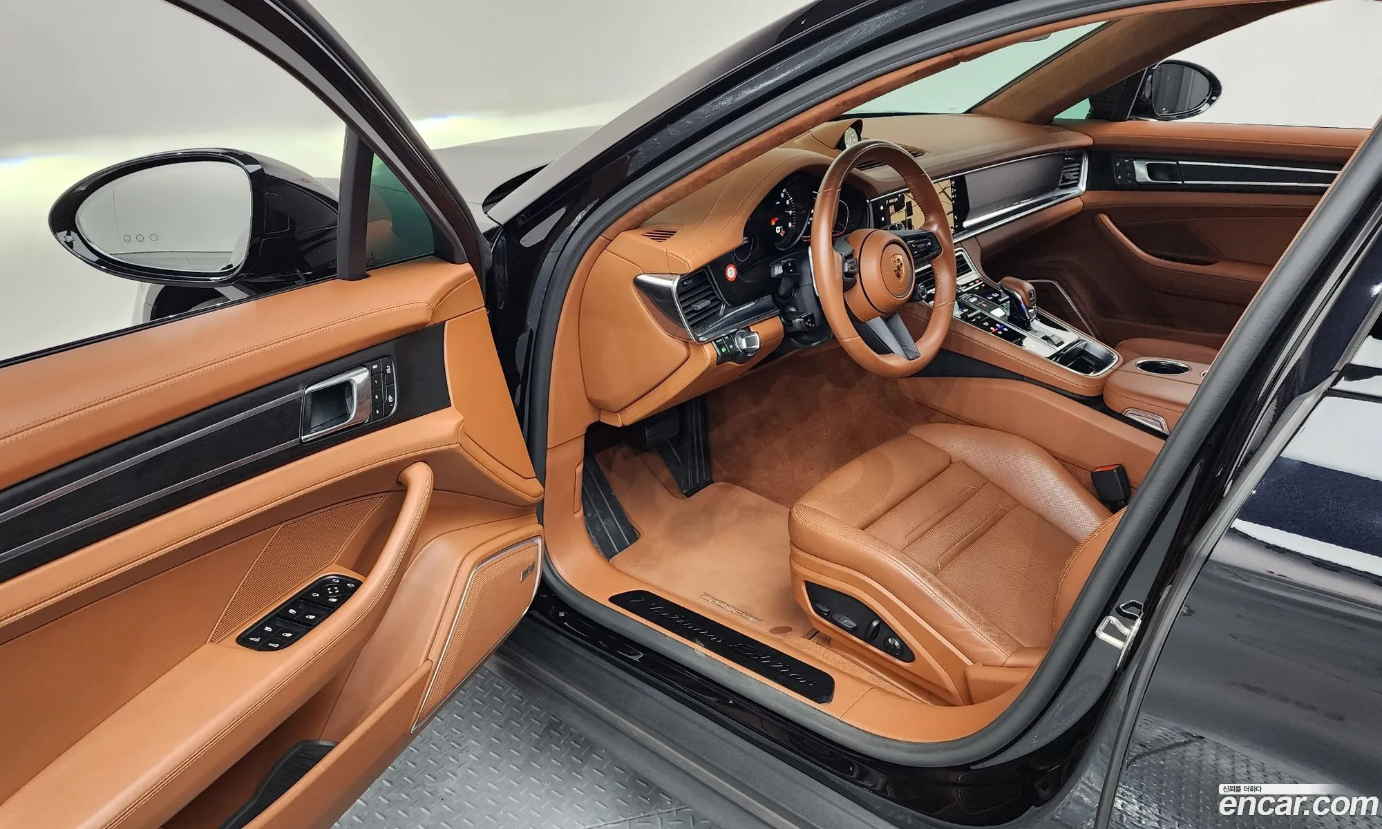 Porsche Panamera 2023 — 20