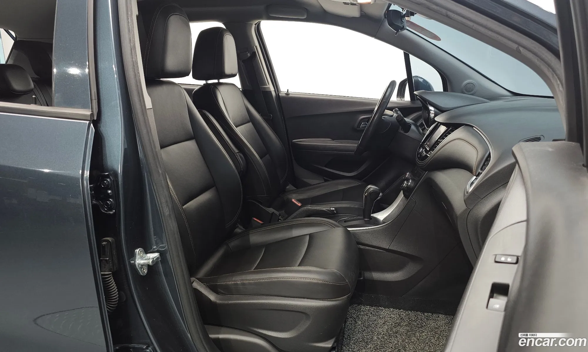 Chevrolet (GM Daewoo) Trax 2021 KLABA76MDMB373069 — 9