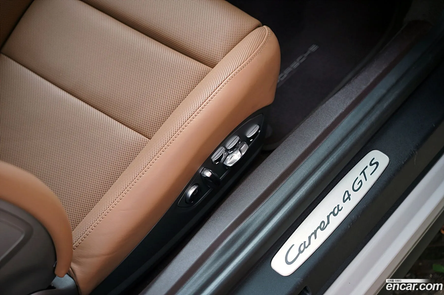 Porsche 911 2018 — 16
