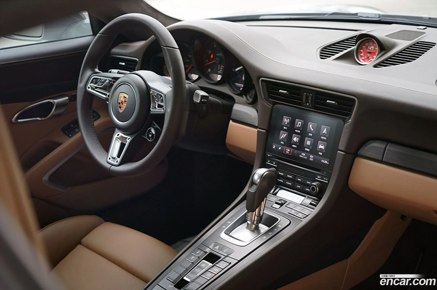 Porsche 911 2018 — 8