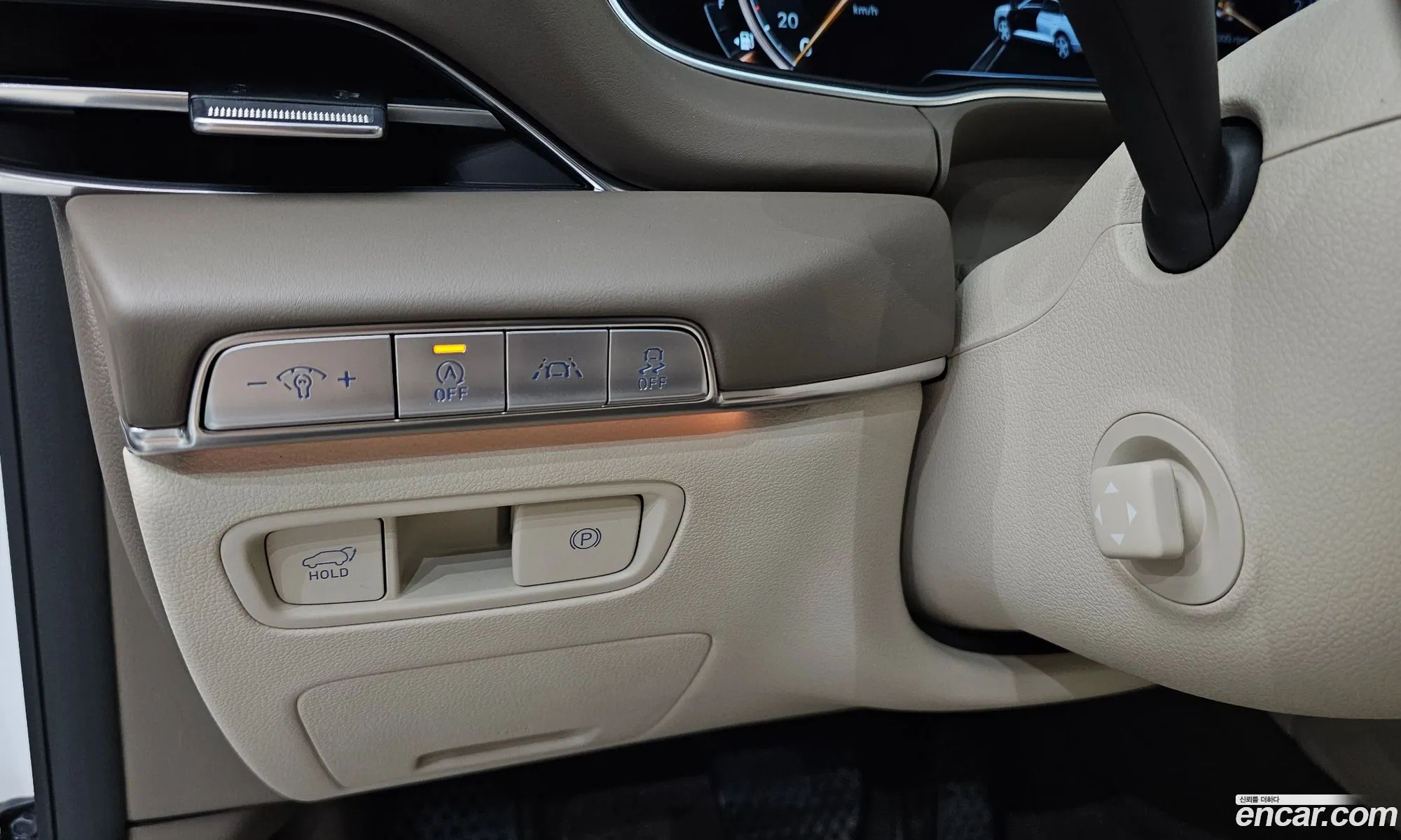 Genesis GV80 2020 KMTHA81BBLU024921 — 31