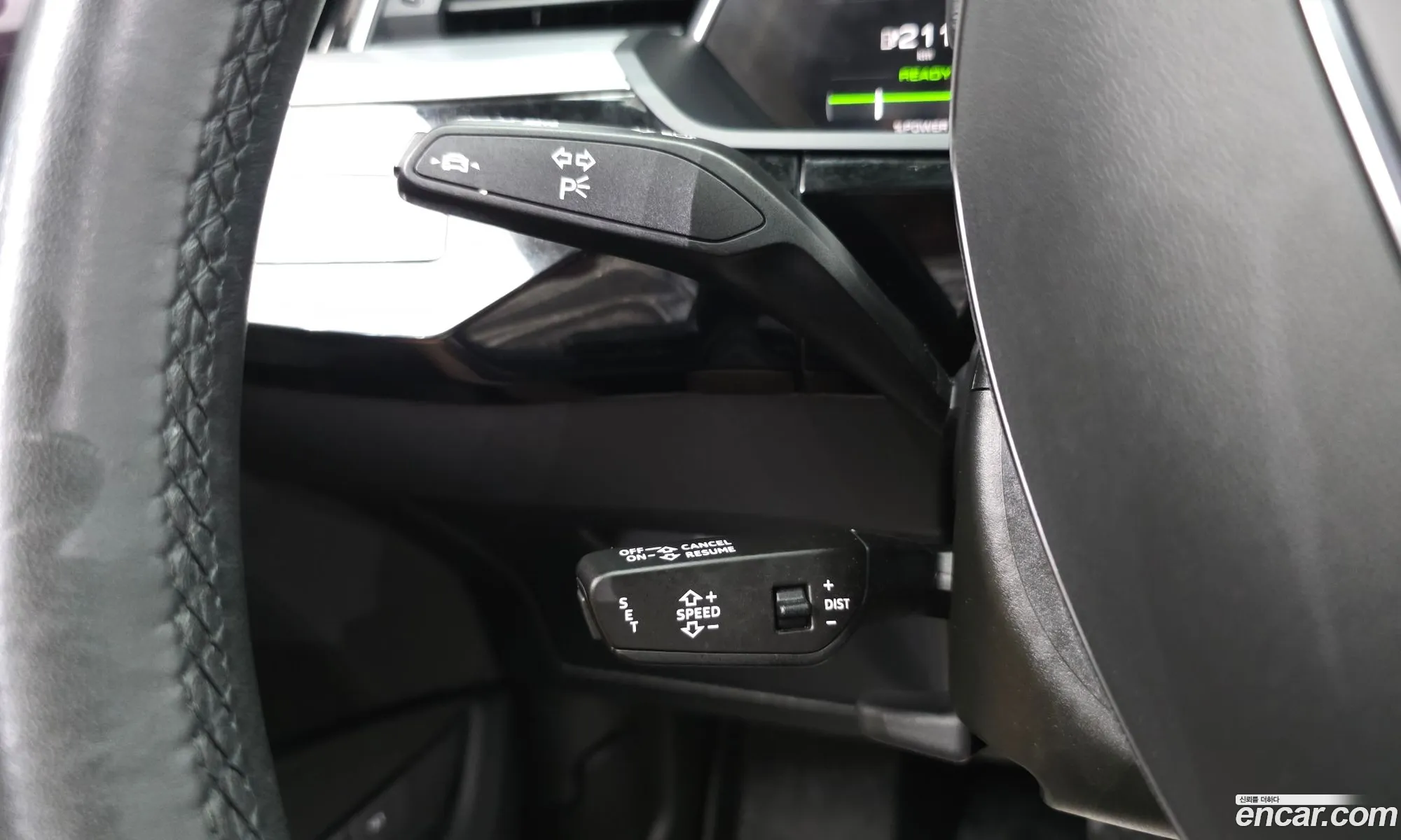Audi e-tron 2022 — 10