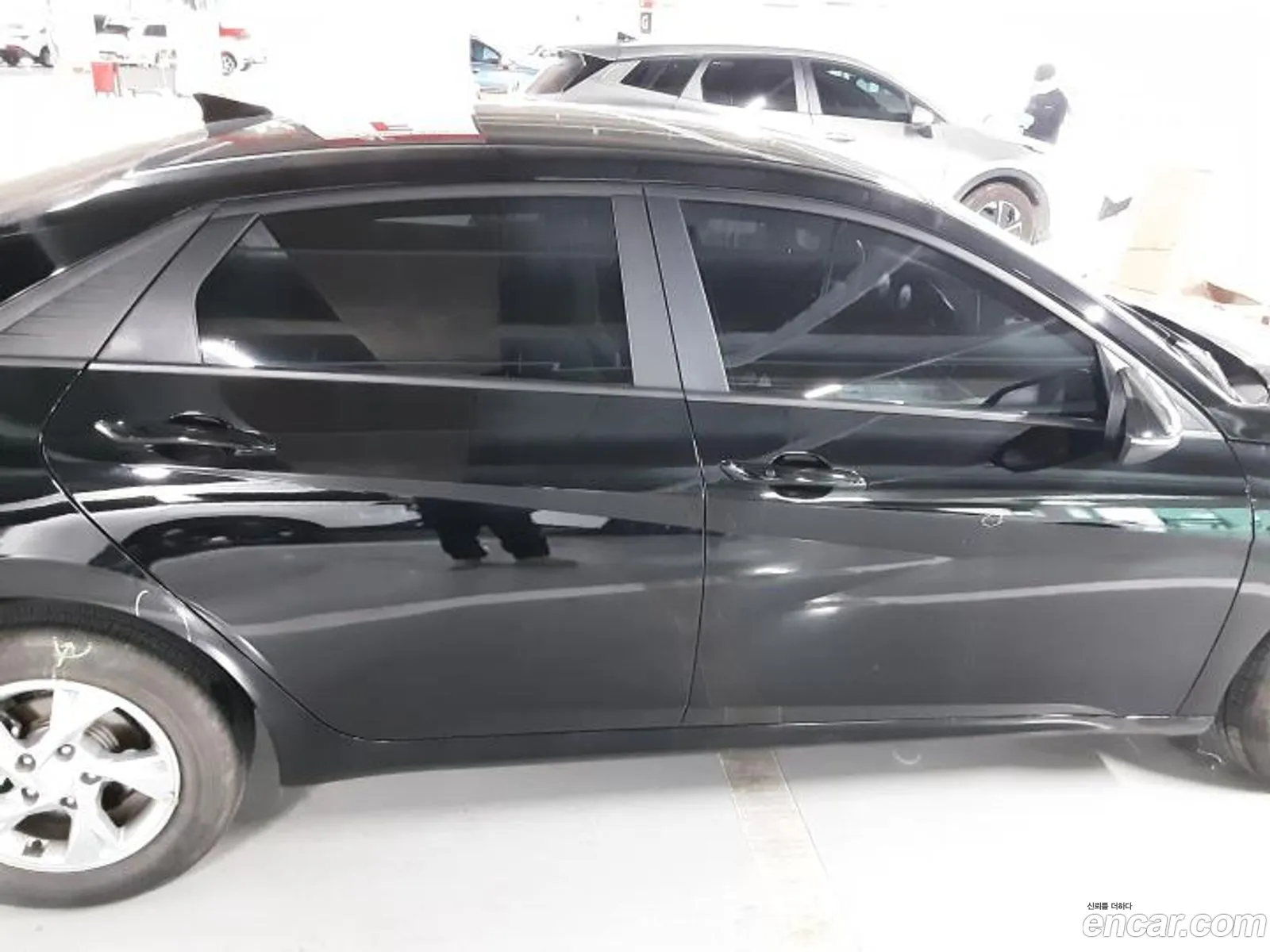 Hyundai Elantra 2021 — 3