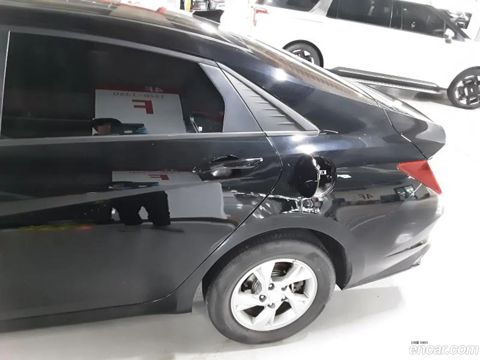 Hyundai Elantra 2021 — 4