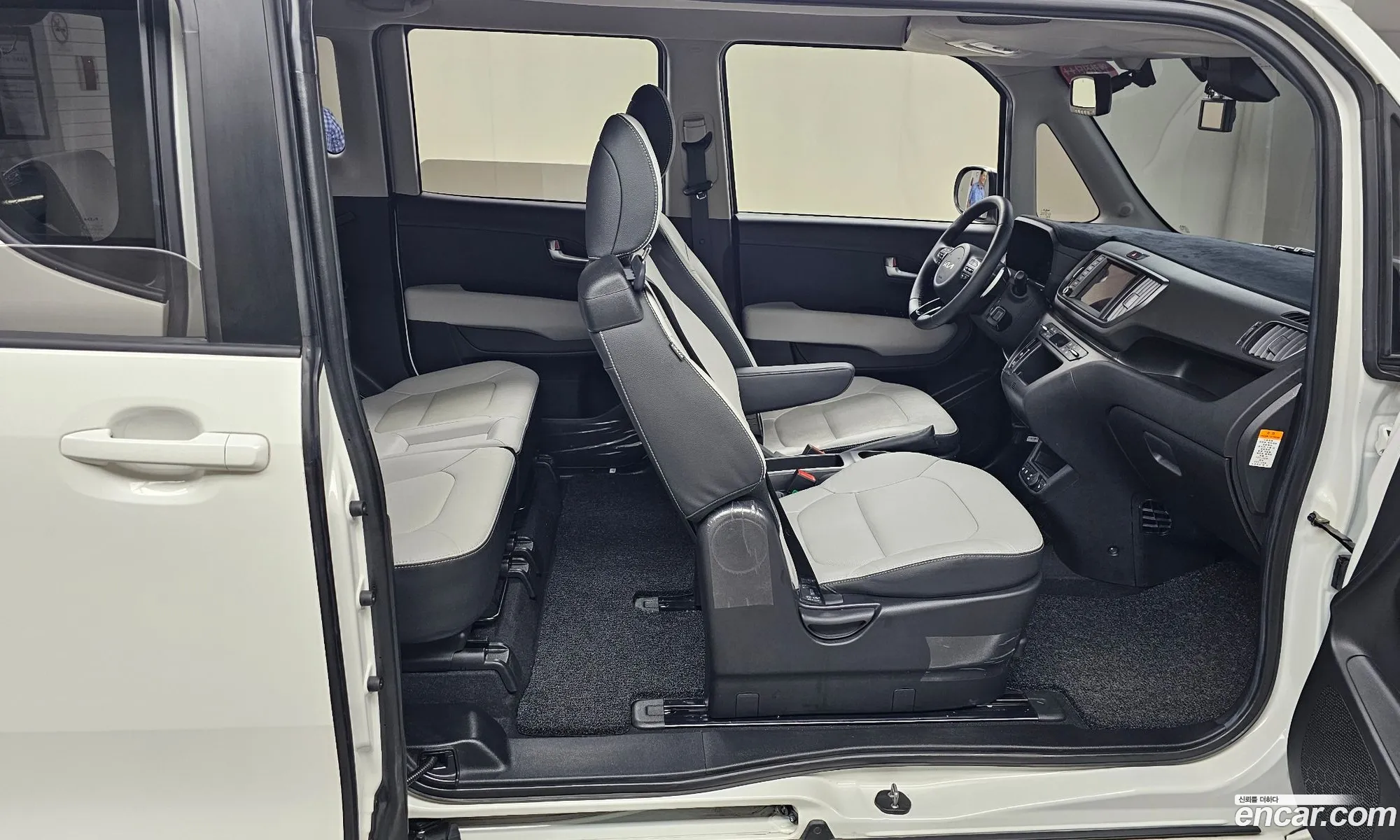 Kia Kia Ray EV 2024 — 13