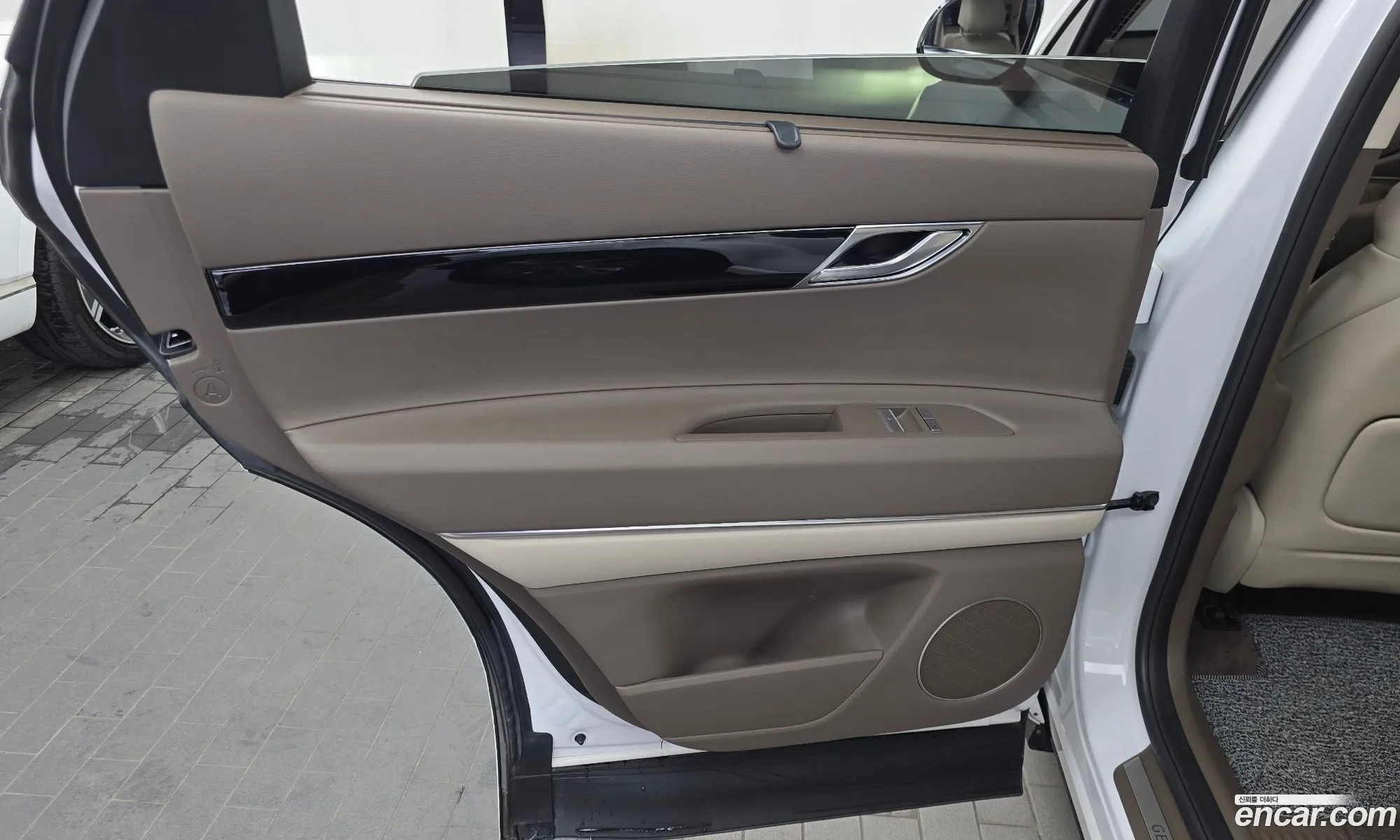 Genesis GV80 2021 — 18