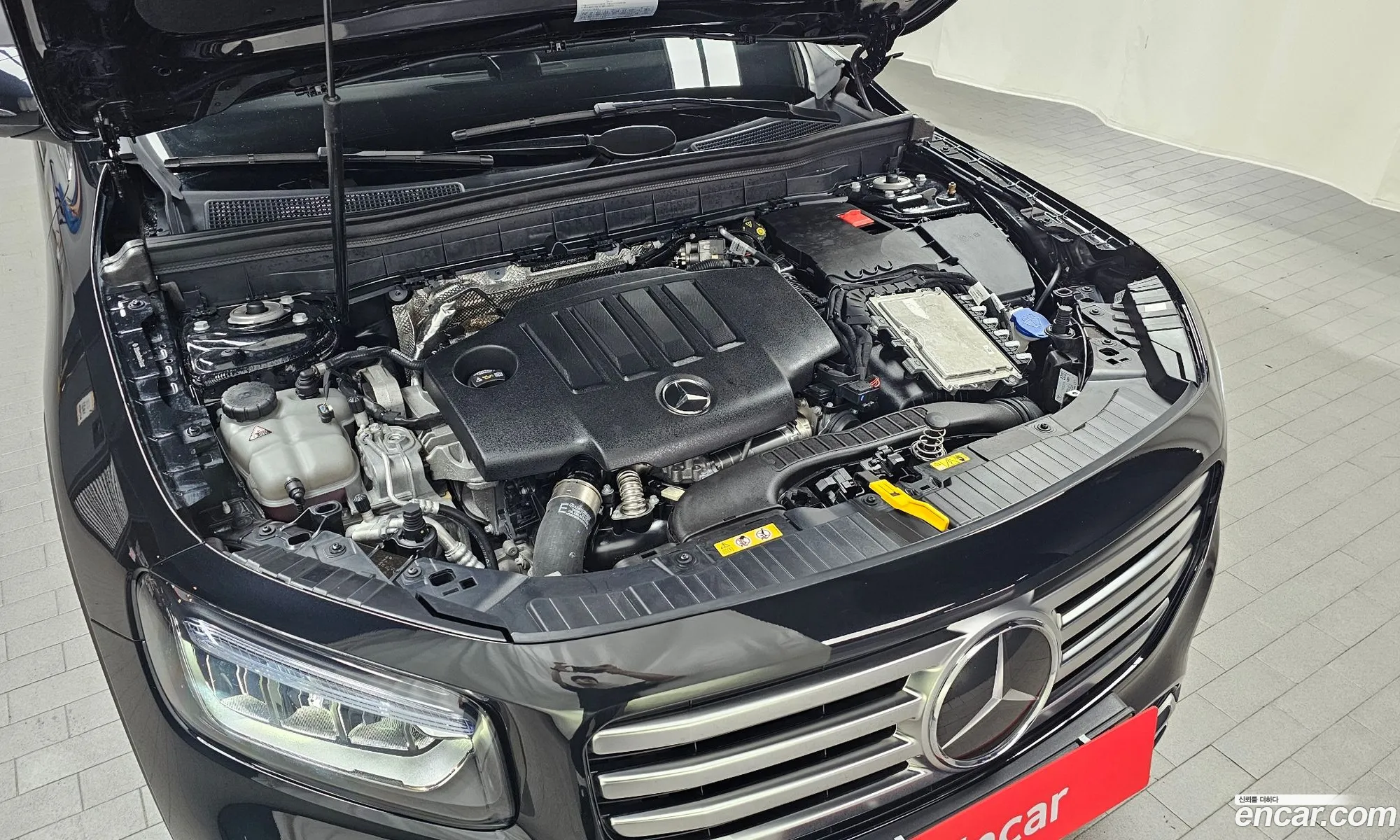 Mercedes-Benz GLB-Class X247 2024 — 14
