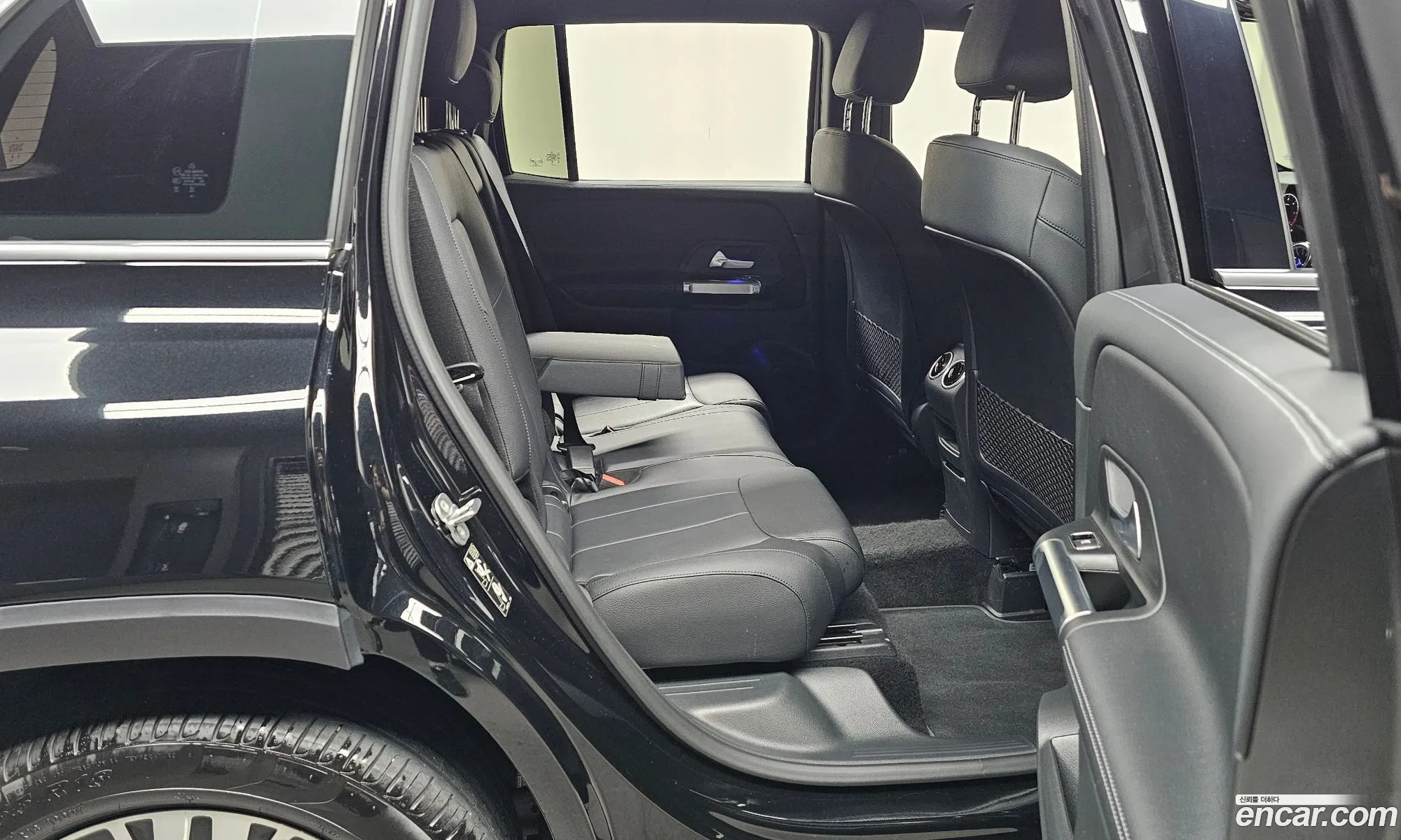 Mercedes-Benz GLB-Class X247 2024 — 16
