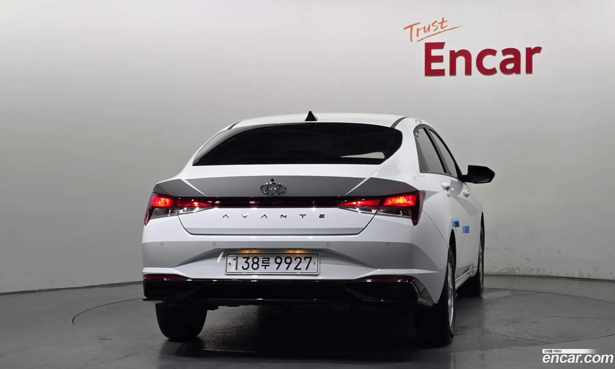 Hyundai Elantra 2021 — 14