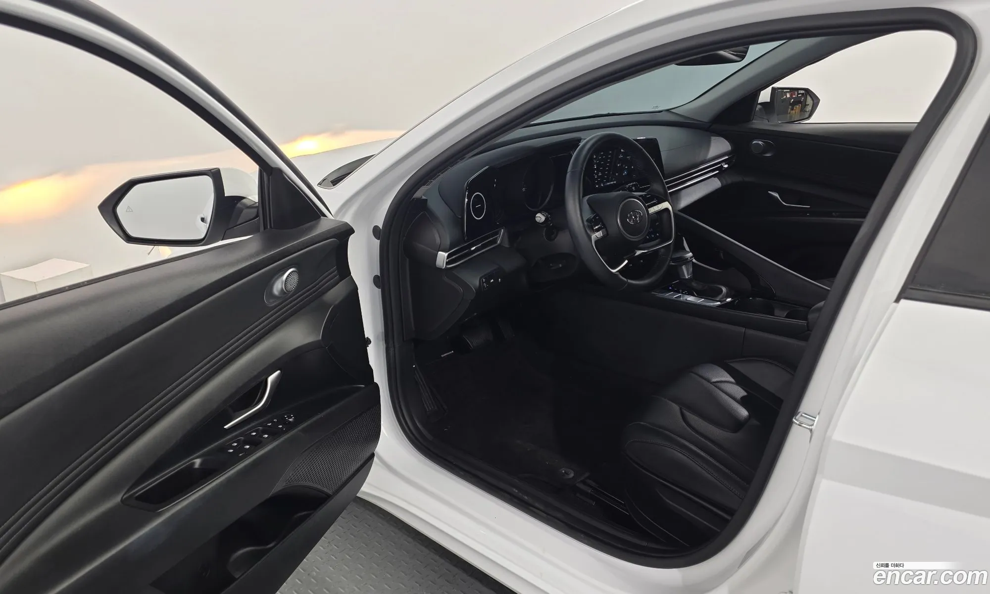 Hyundai Elantra 2021 — 15