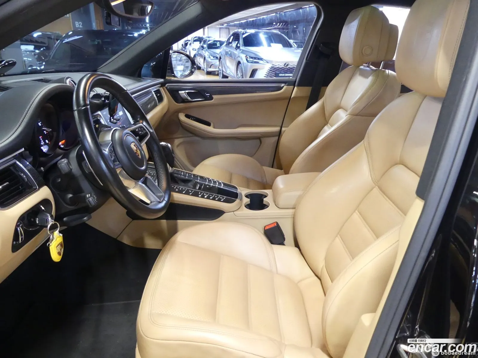 Porsche Macan 2018 — 11