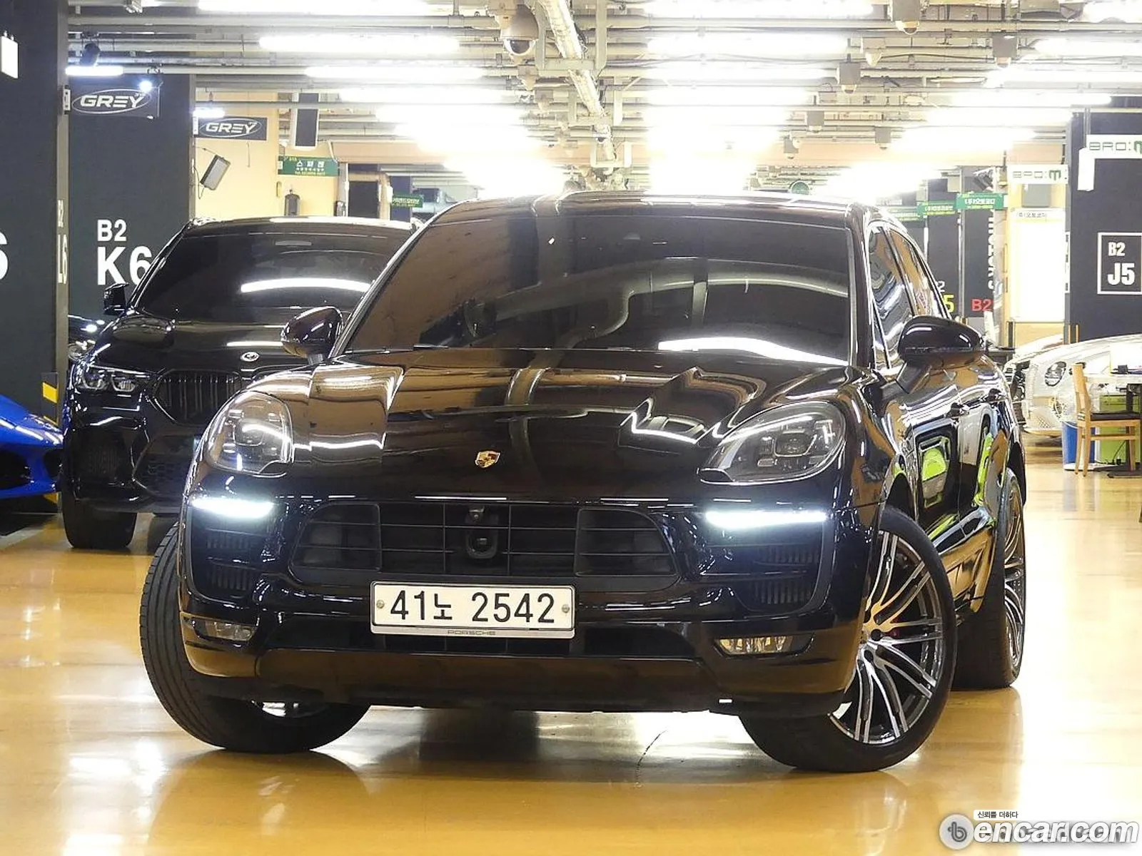 Porsche Macan 2018 — 2