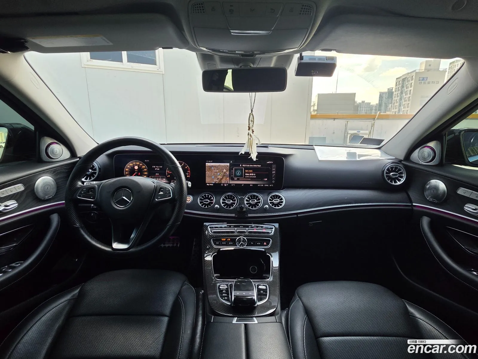 Mercedes-Benz E-Class W213 2017 — 11