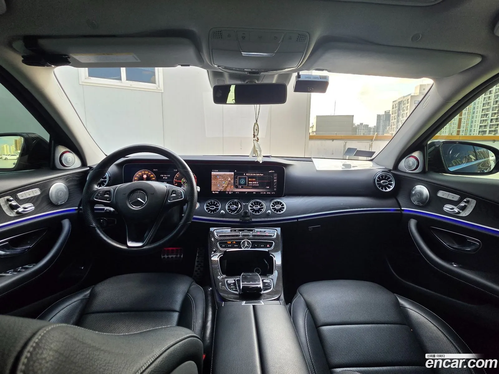 Mercedes-Benz E-Class W213 2017 — 16