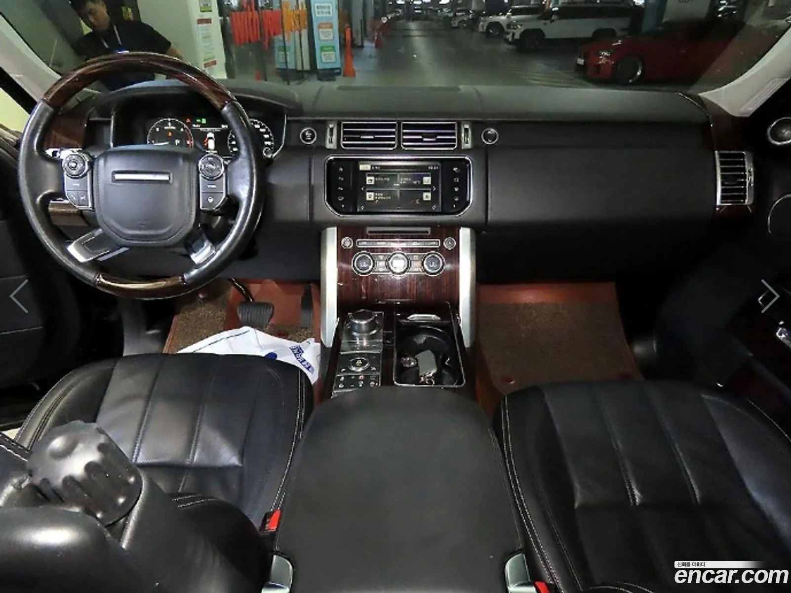 Land Rover Range Rover 2015 — 12