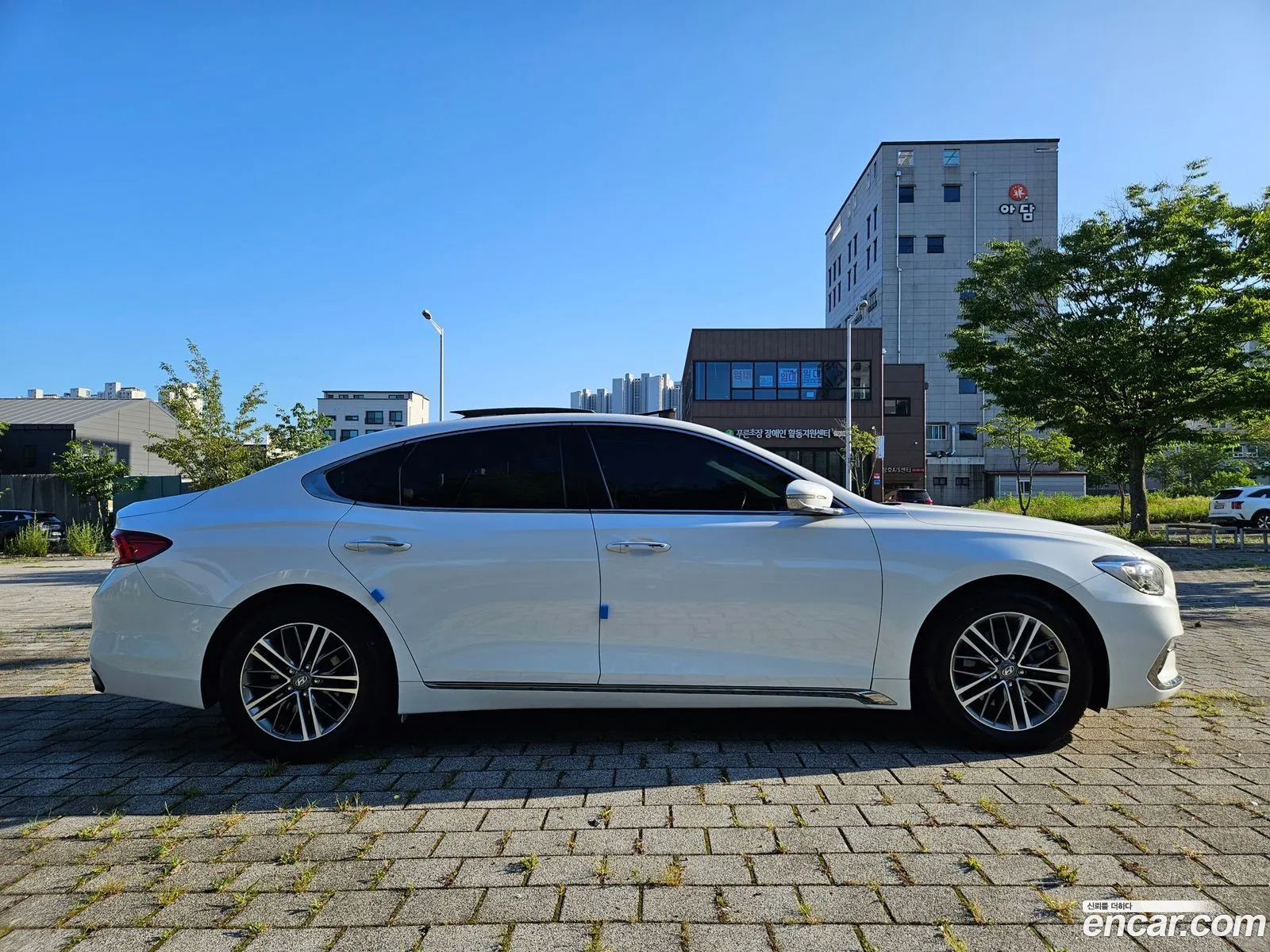Hyundai Grandeur IG 2017 — 10