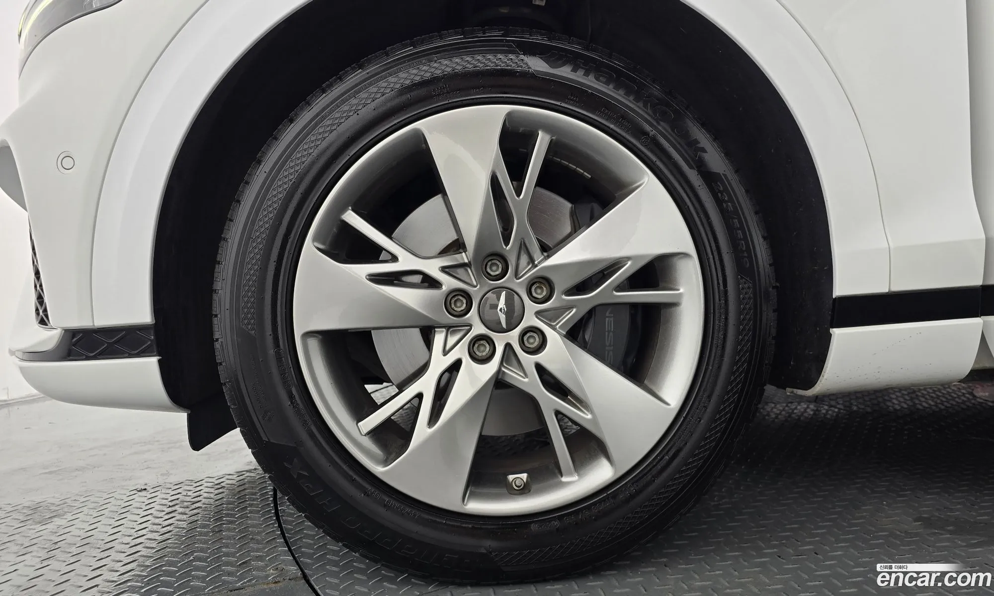 Genesis GV70 2021 — 13