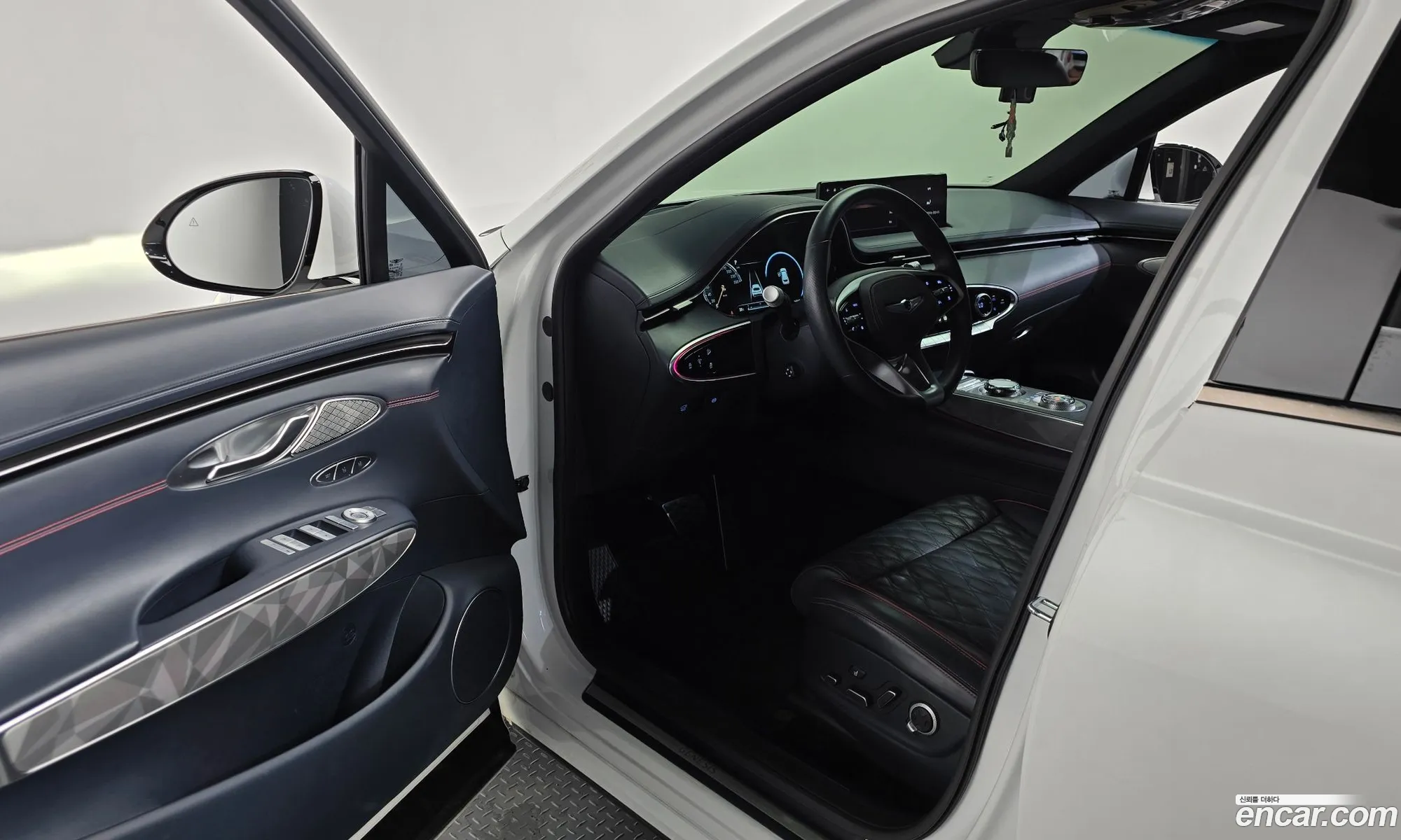 Genesis GV70 2021 — 12