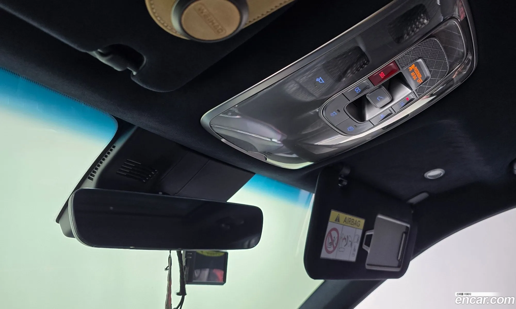 Genesis GV70 2021 — 35