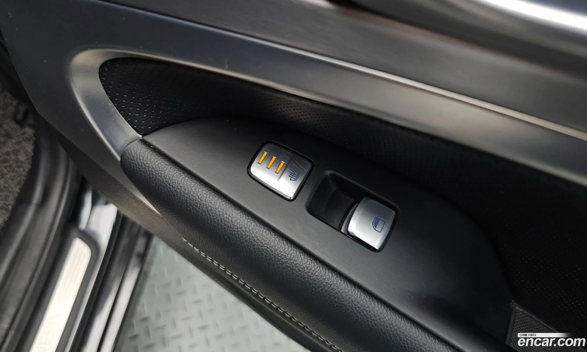 Genesis G70 2019 KMTG341ADKU036162 — 15