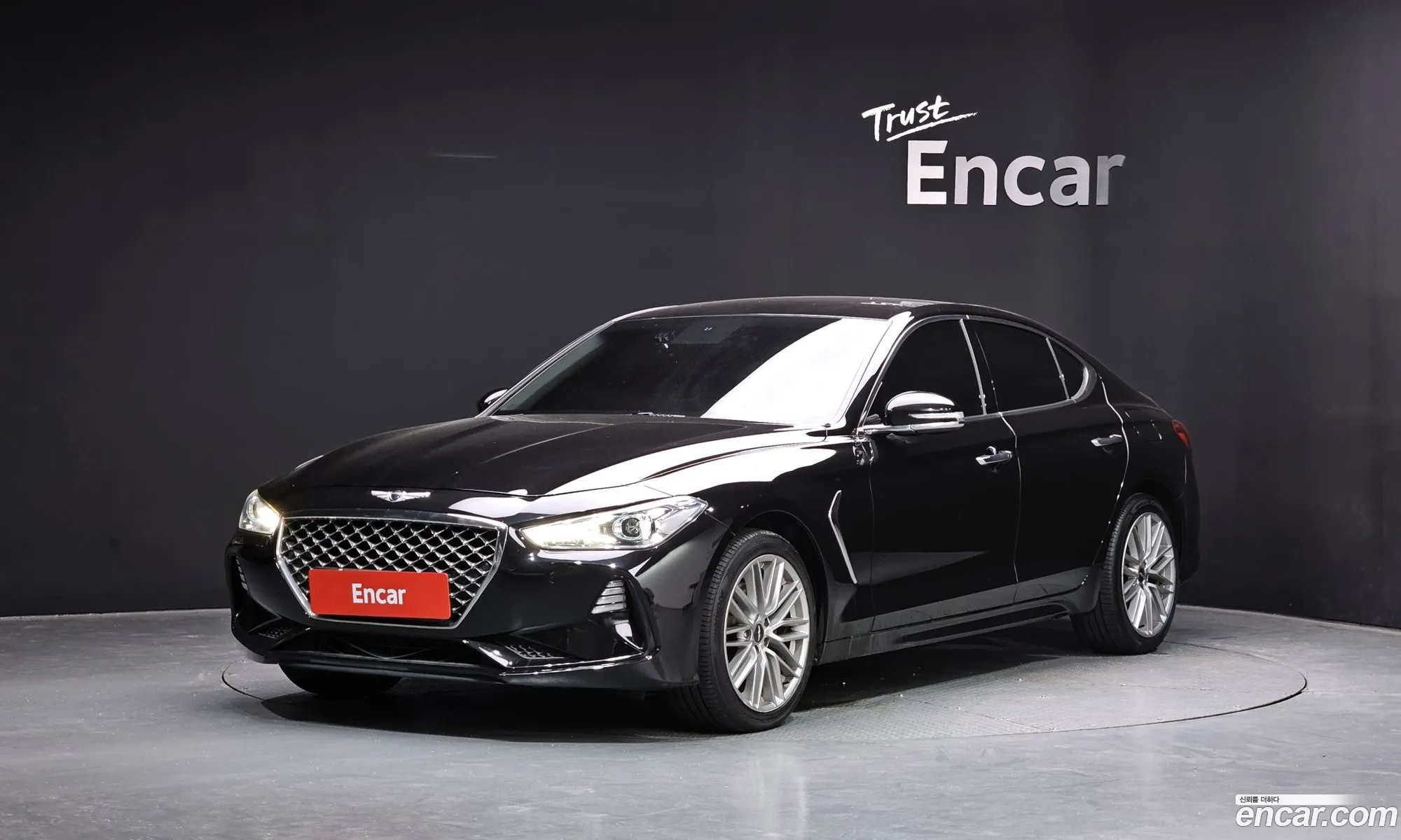 Genesis G70 2019 KMTG341ADKU036162 — 19