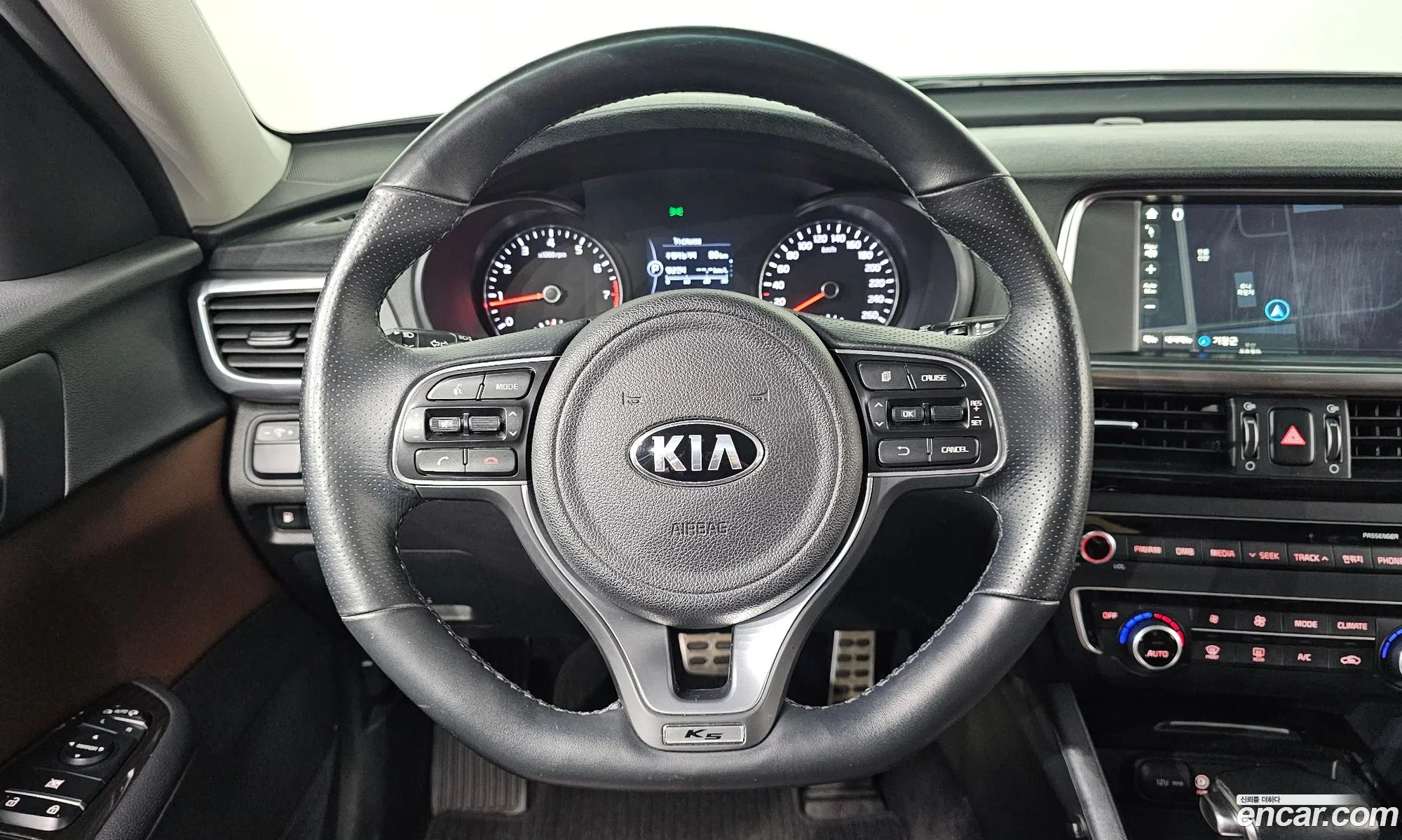 Kia K5 2016 — 12