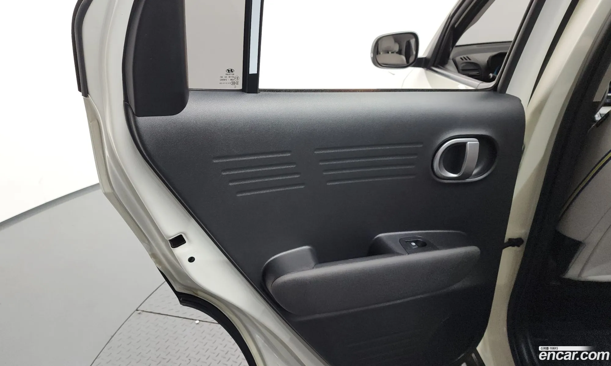 Hyundai Casper 2023 — 32