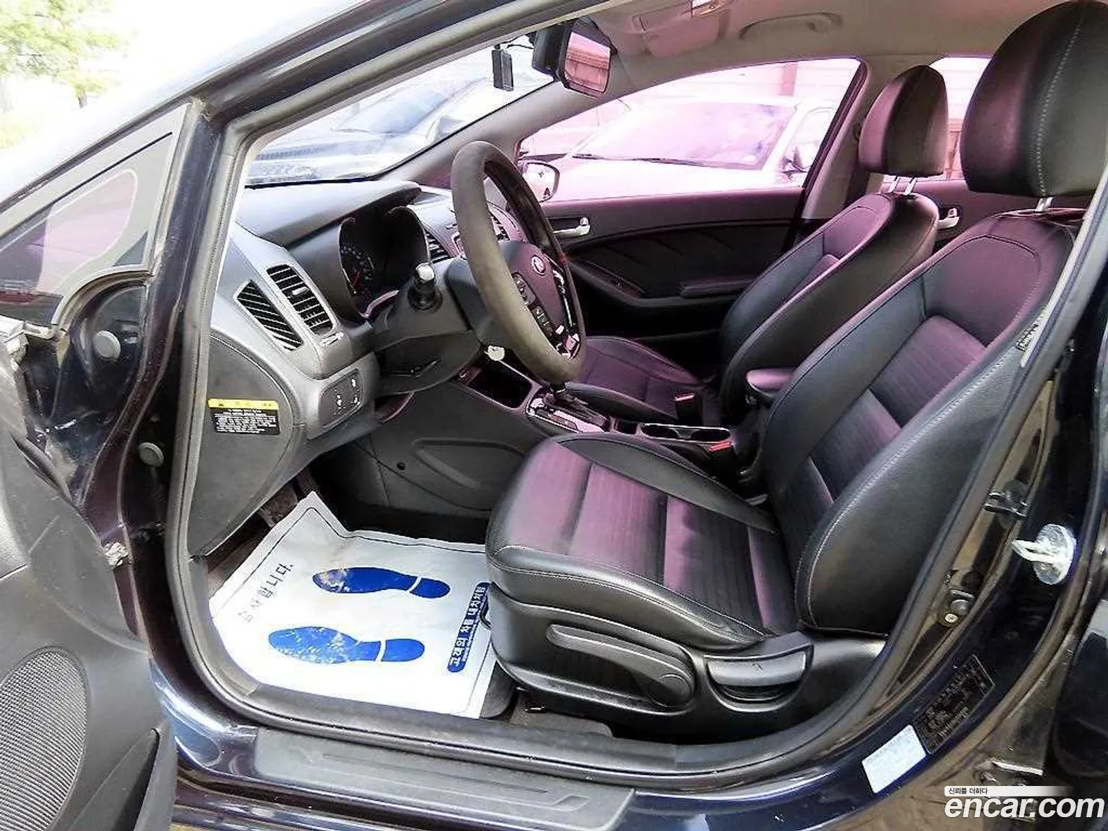 Kia K3 2016 — 9