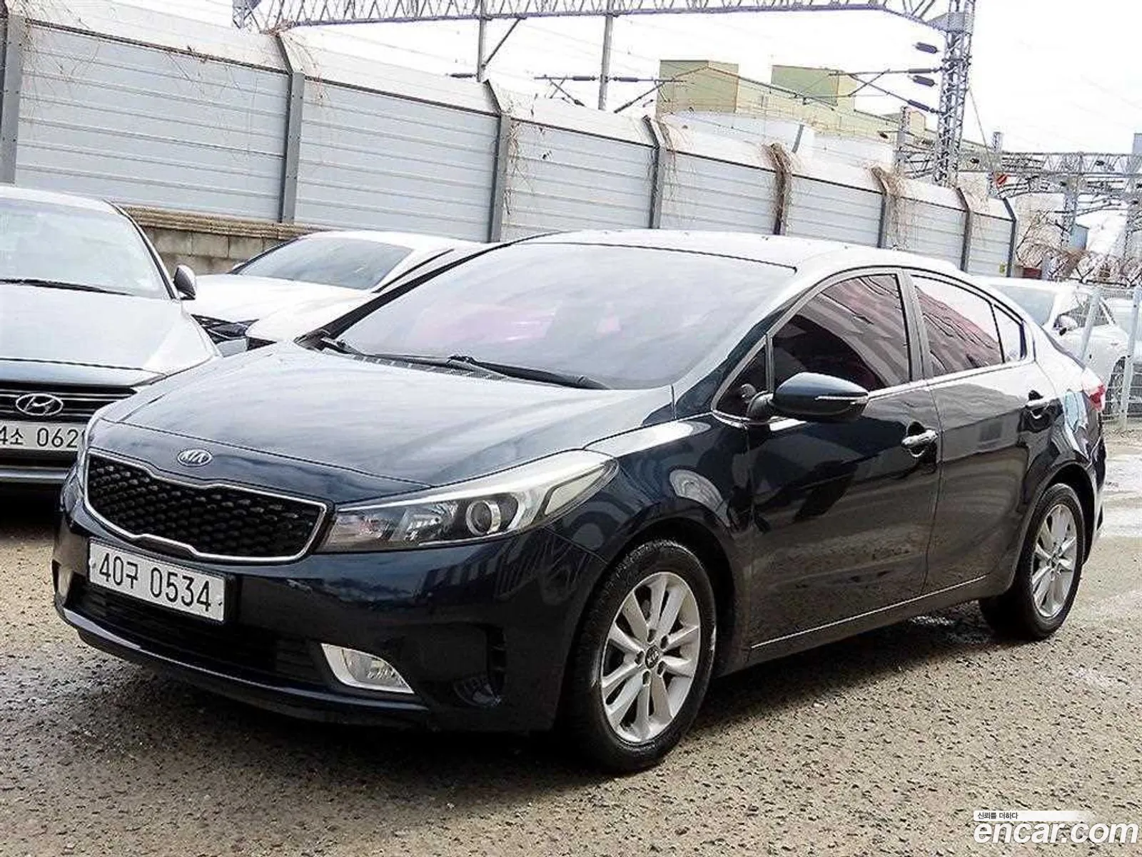 Kia K3 2016 — 10