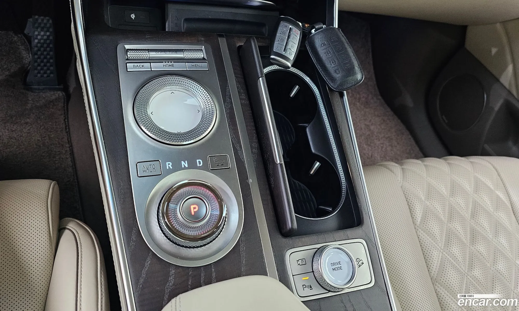 Genesis GV80 2020 KMTHA81BBLU024921 — 16
