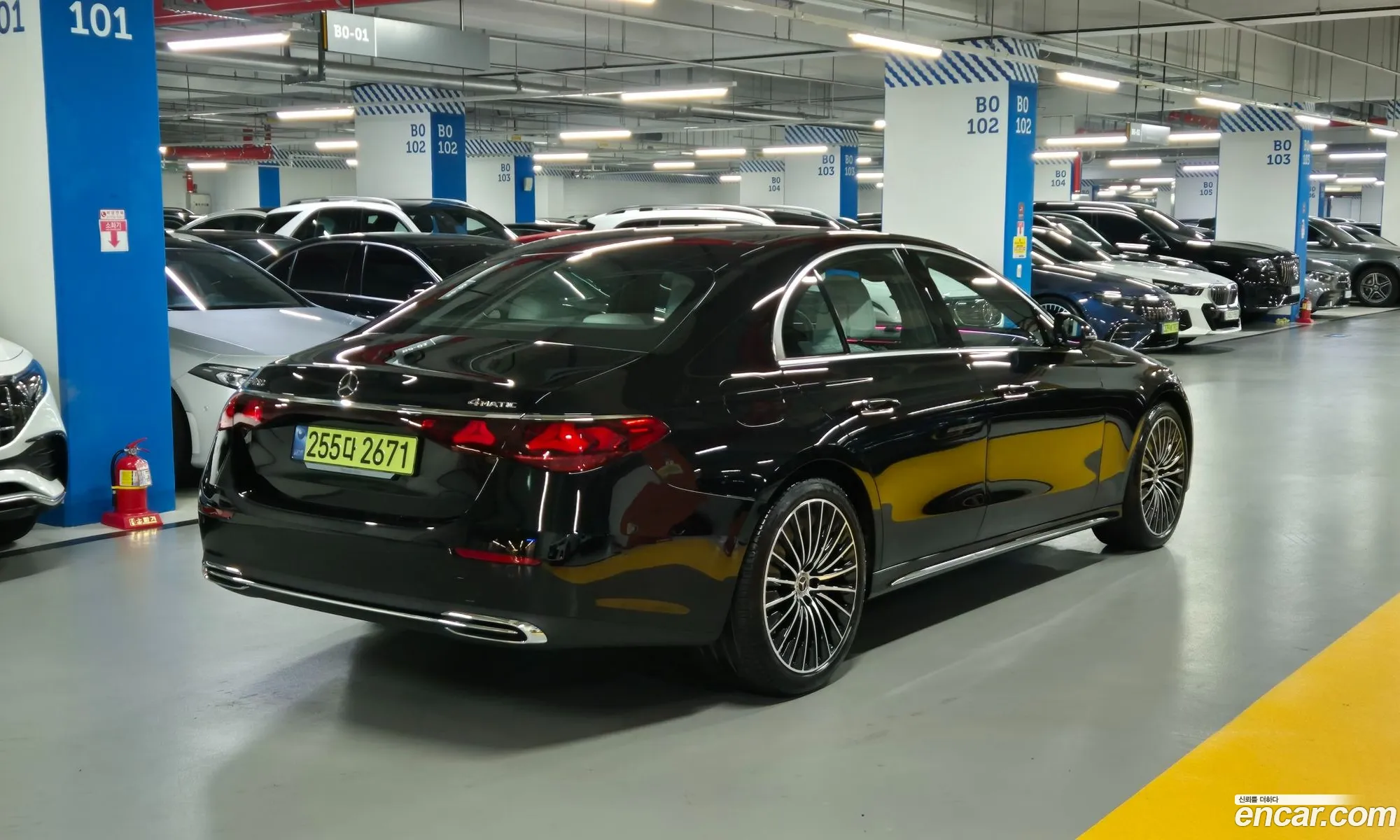 Mercedes-Benz E-Class W214 2025 — 14
